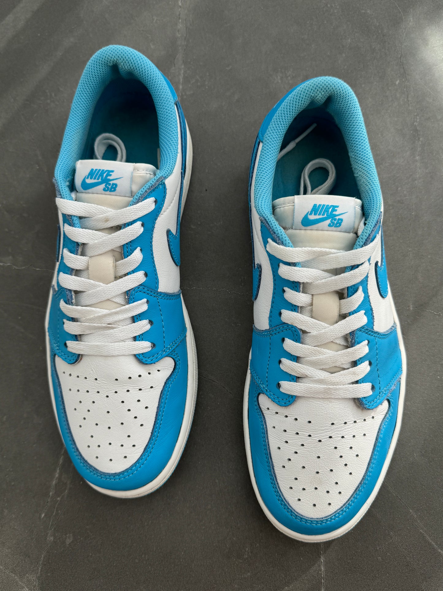 Air Jordan 1 Low SB University Blue