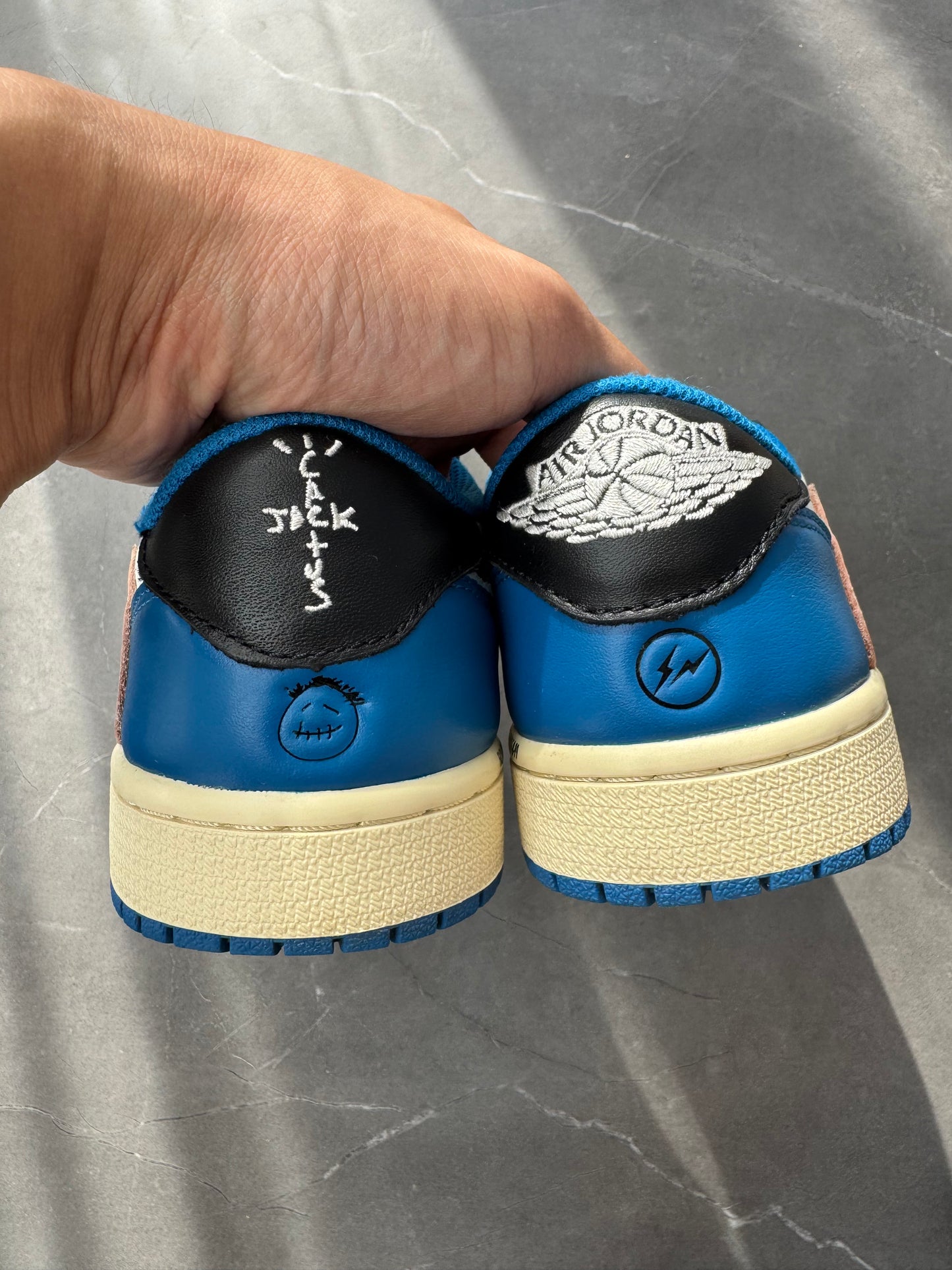 Air Jordan 1 Low Travis Scott Fragment Design US6