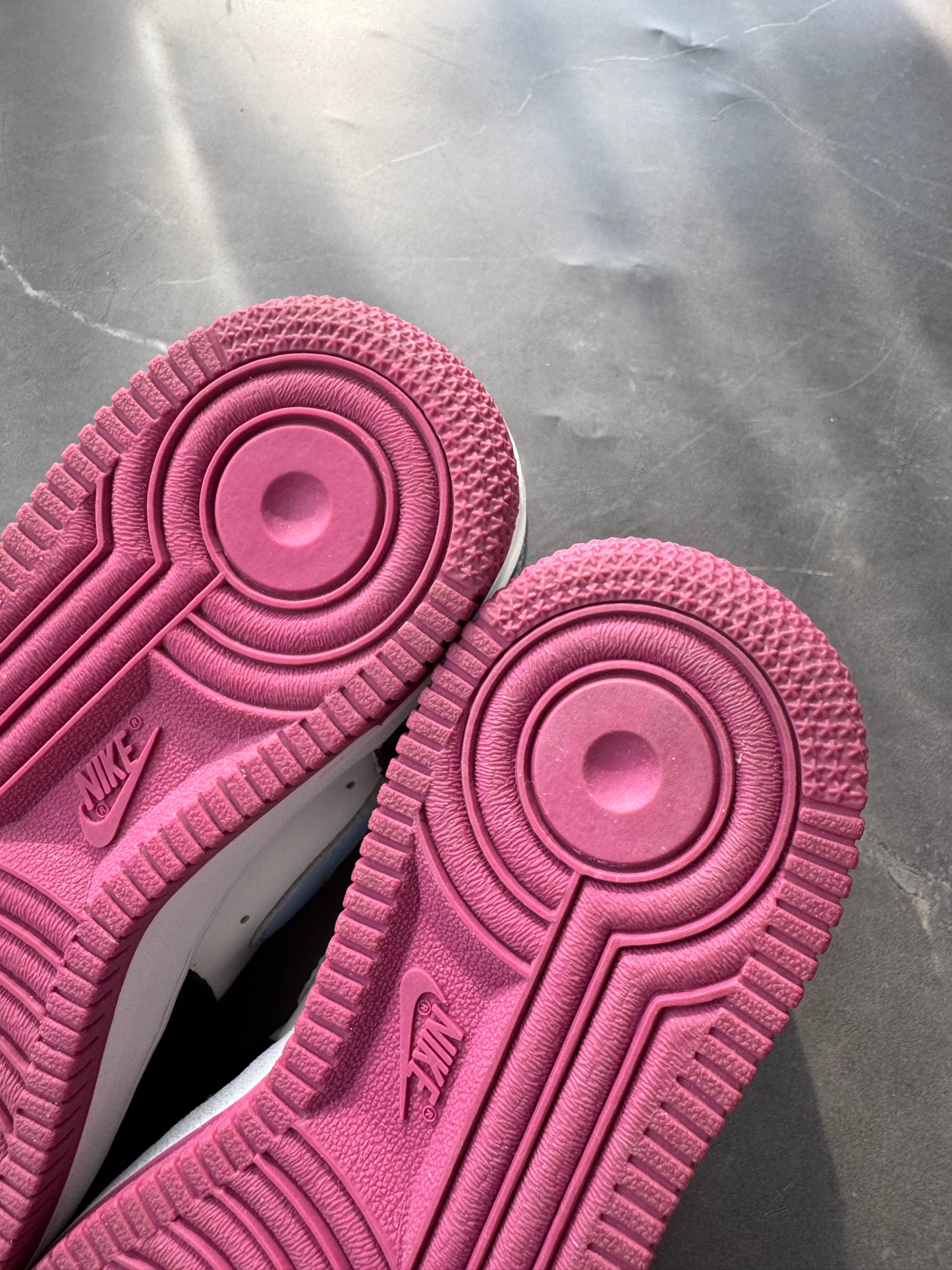 Air Force 1 Low Vibe 2004 US4