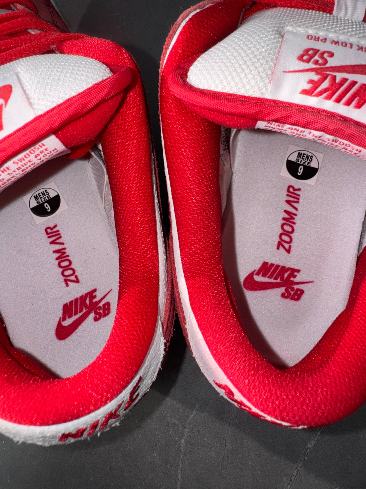 Dunk Low Premium SB Valentines Day 2013