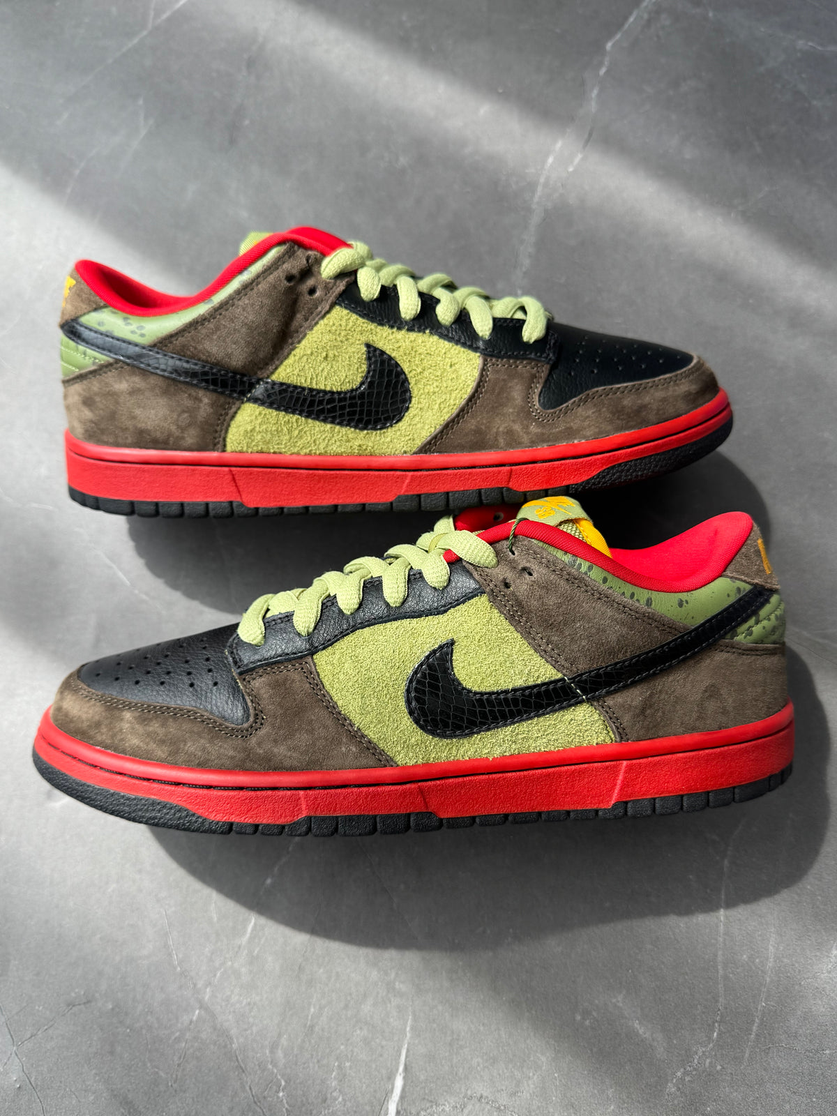 Dunk Low Premium SB Asparagus 2009