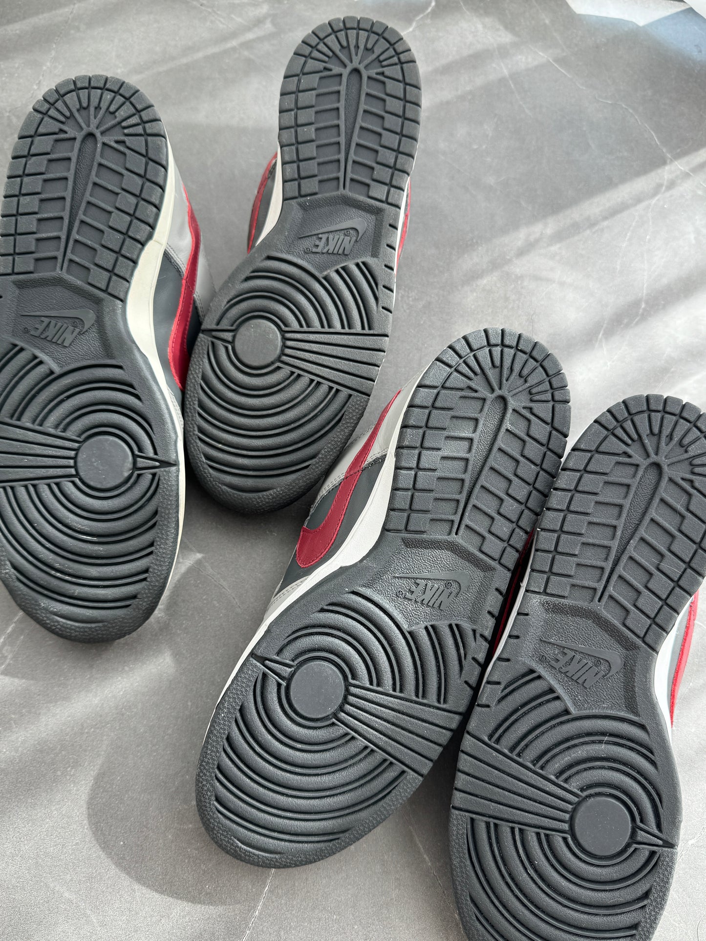 Dunk Low Pro B Medium Grey Team Red Anthracite 2002