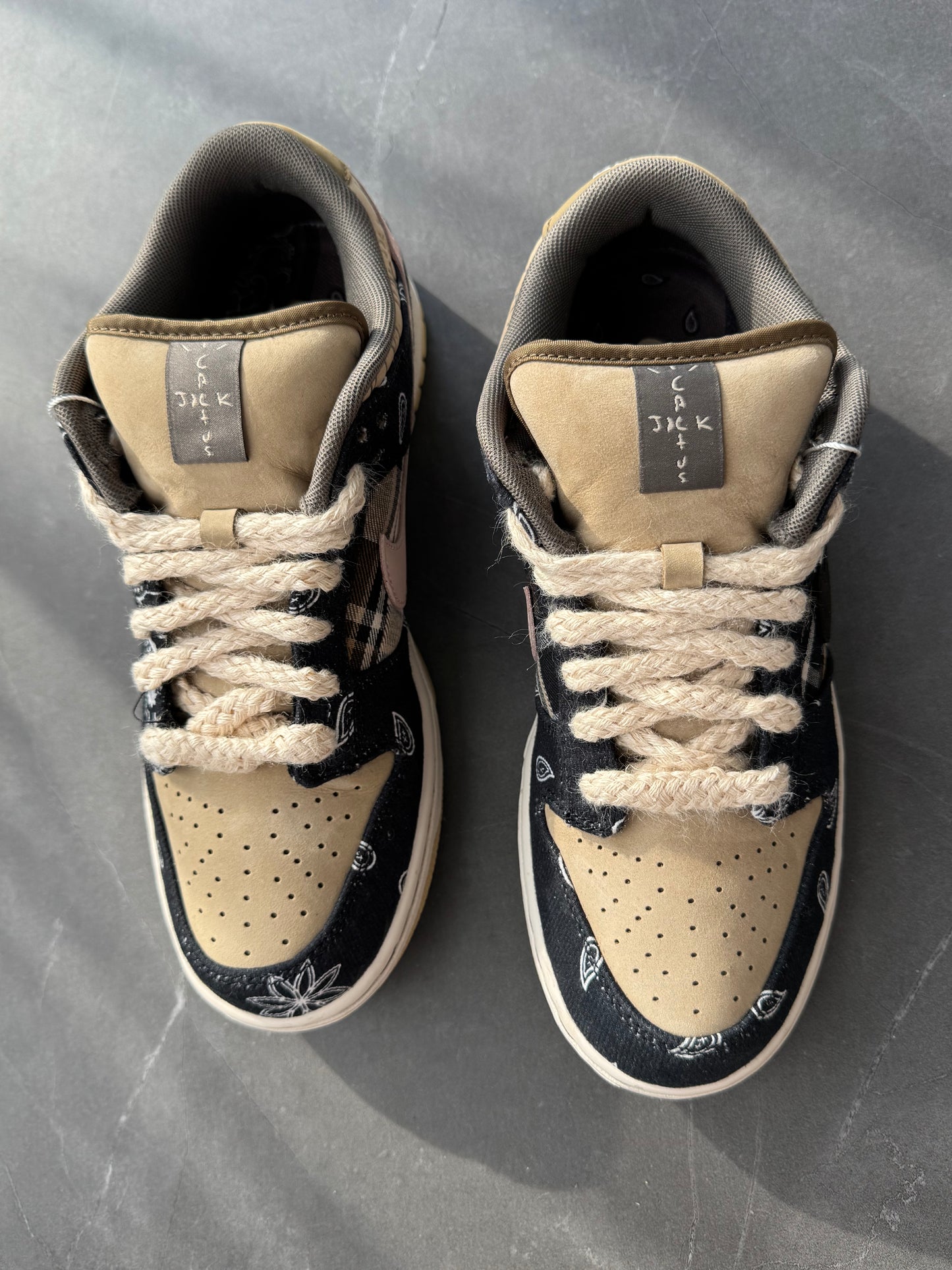 Dunk Low Pro SB Travis Scott US7.5