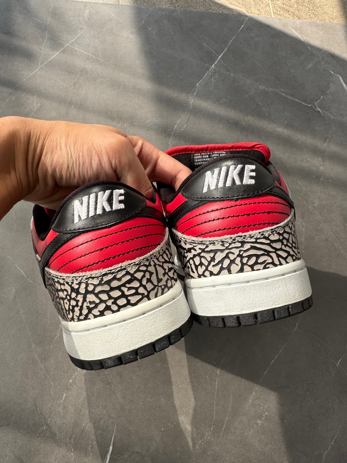 Dunk Low Premium SB Supreme Red Cement 2012 US10.5