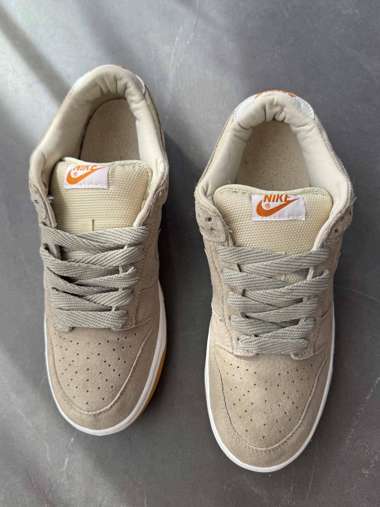 Dunk Low Pro SB Putty 2000