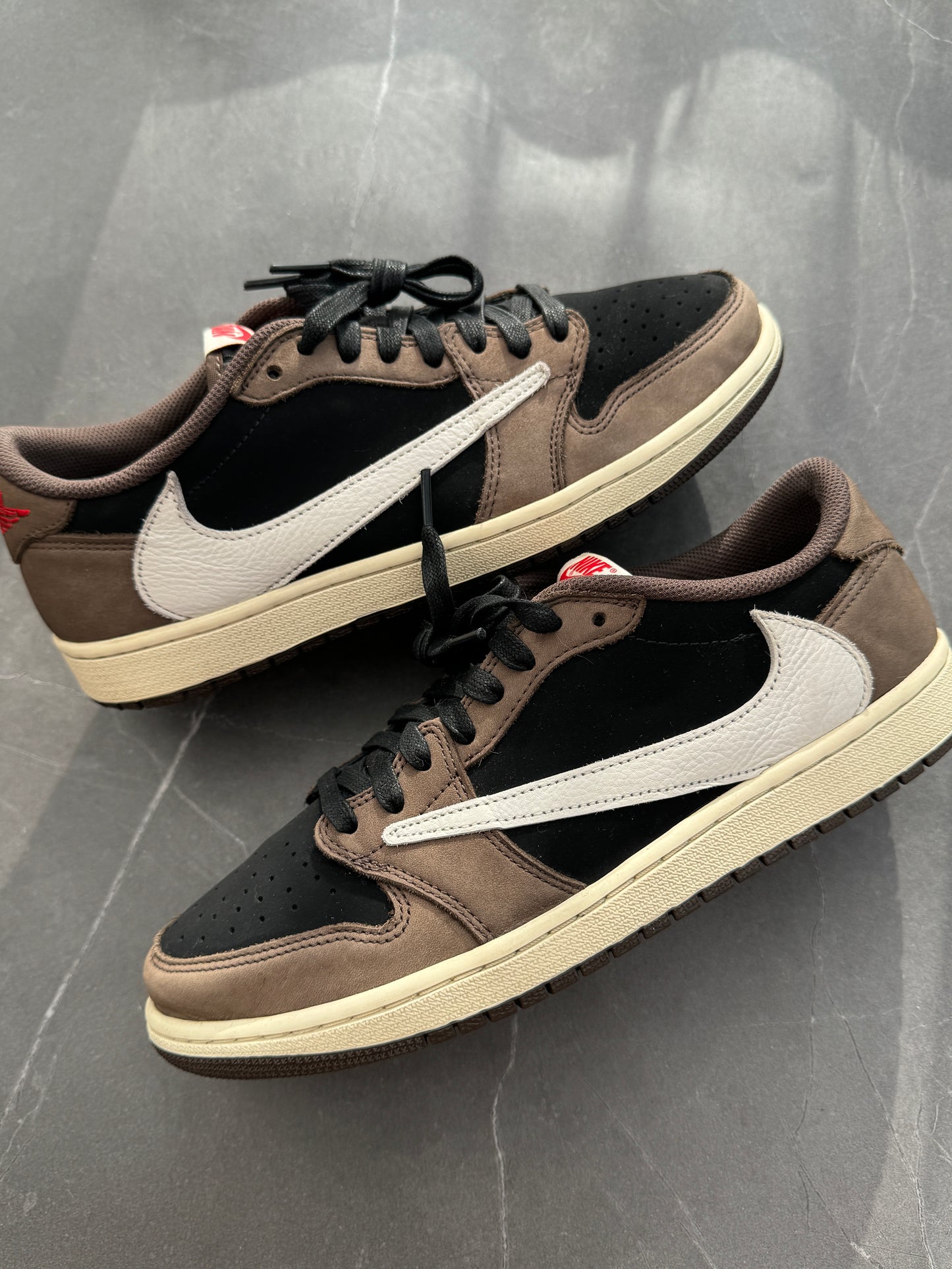 Air Jordan 1 Low Travis Scott Mocha US10.5