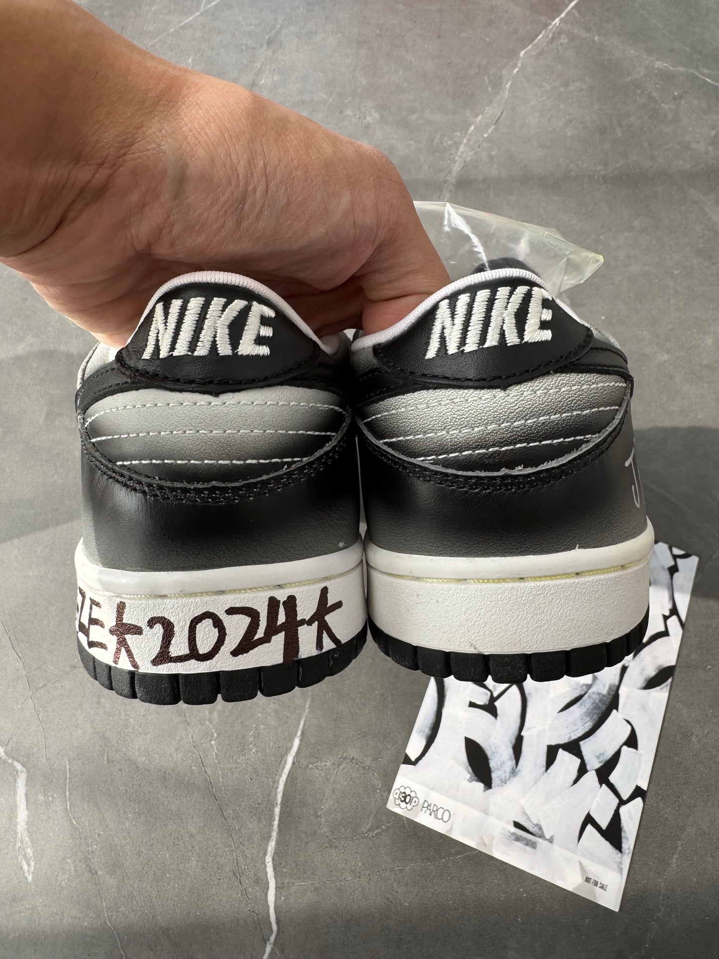 Dunk Low Premium Eric Haze Signed 2003