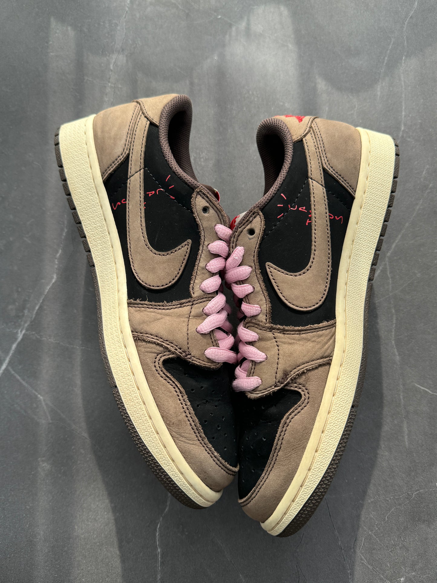 Air Jordan 1 Low Travis Scott Mocha US9