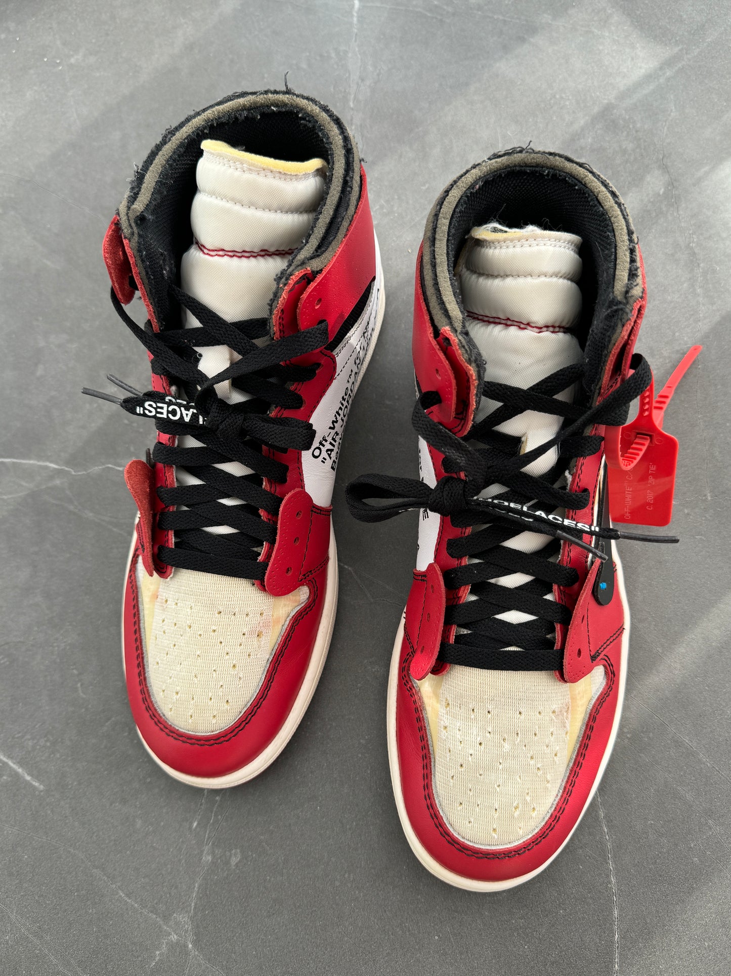 Air Jordan 1 Off-White Chicago US10