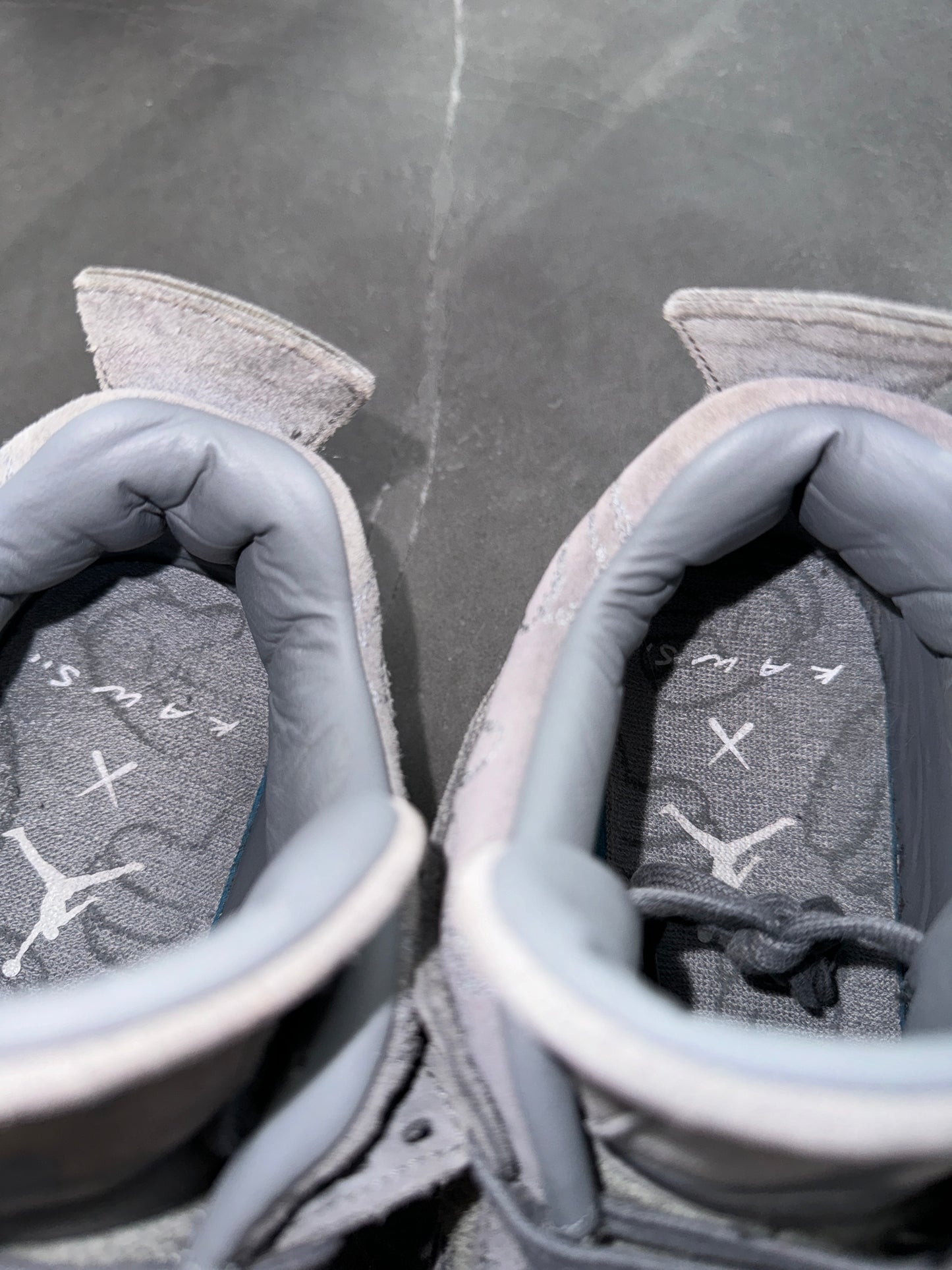 Air Jordan 4 Kaws Grey