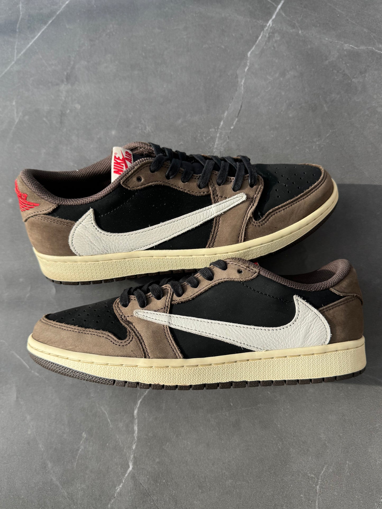 Air Jordan 1 Low Travis Scott Mocha US9