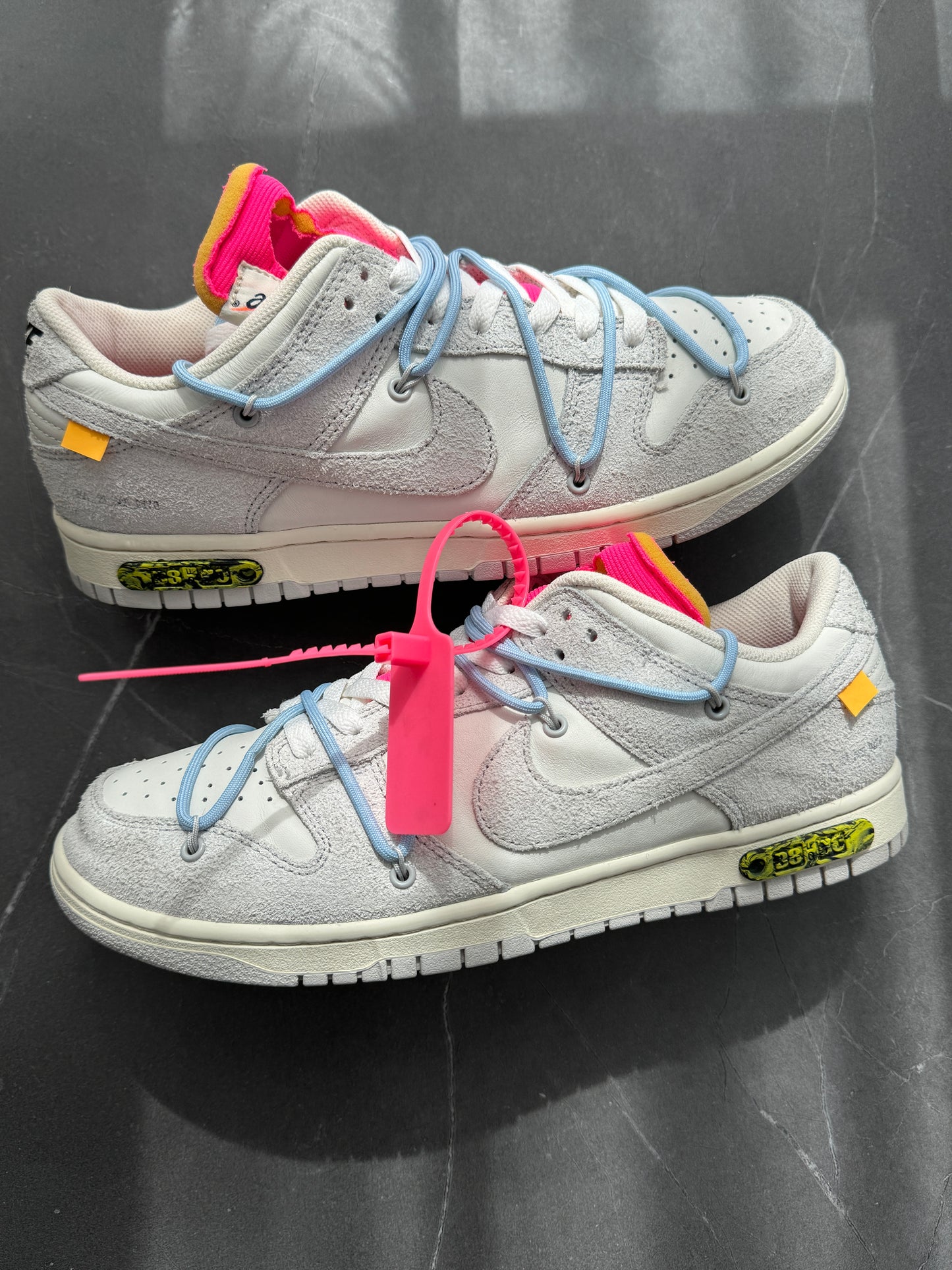 Dunk Low Off-White Lot38