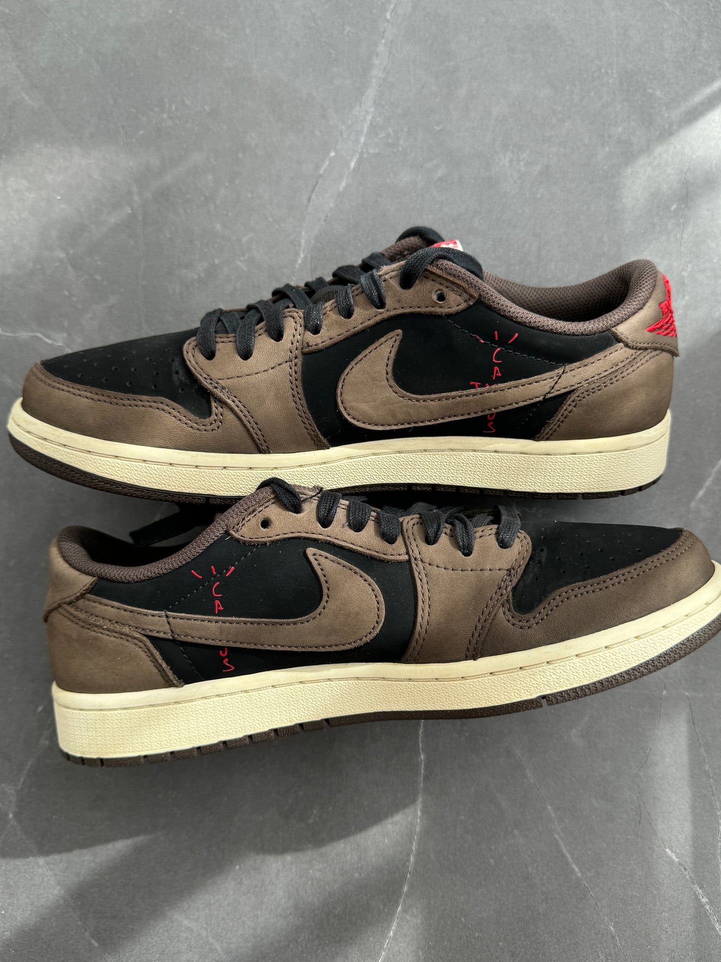 Air Jordan 1 Low Travis Scott Mocha US9