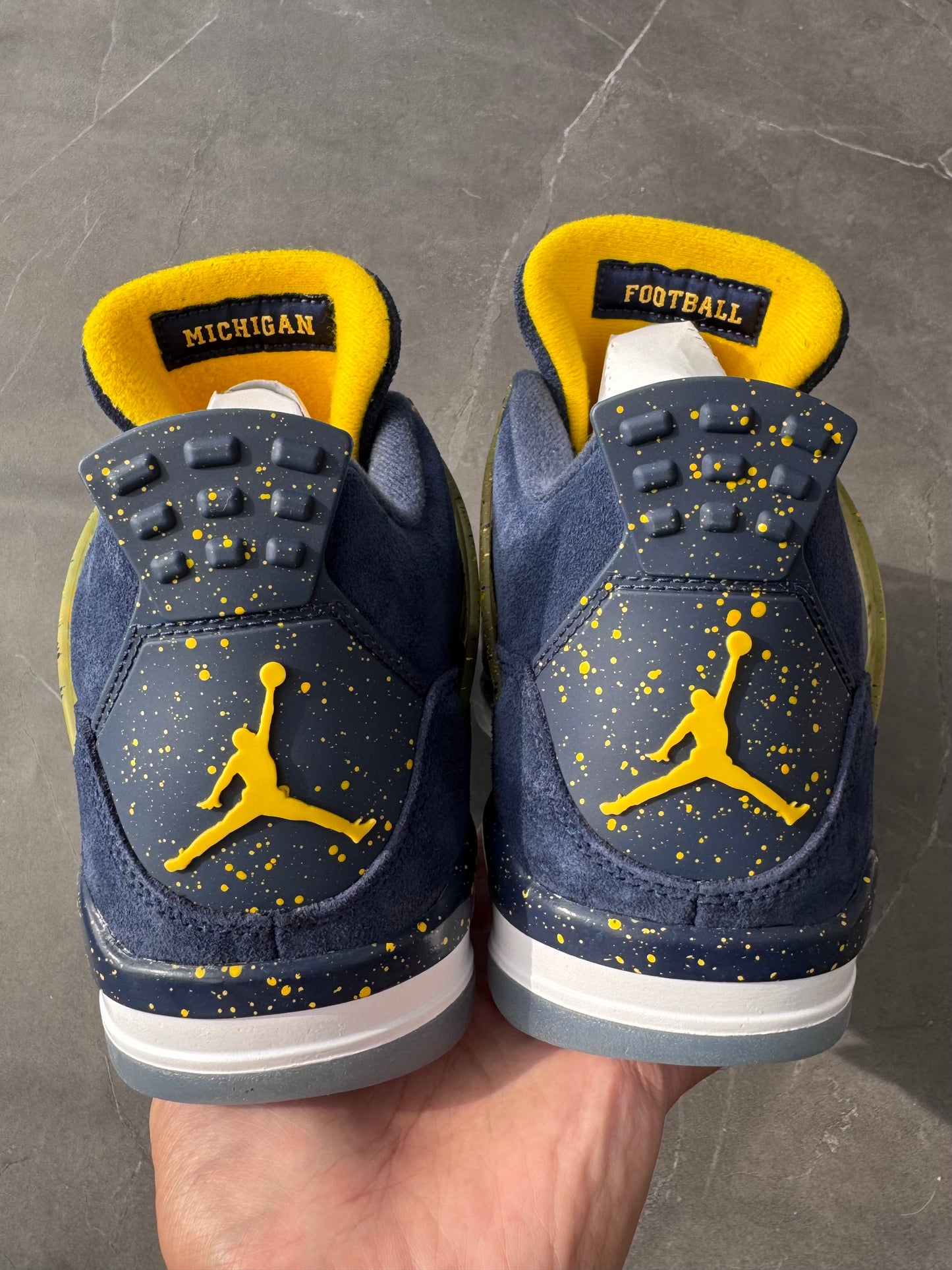 Air Jordan 4 Michigan PE Ⓜ️