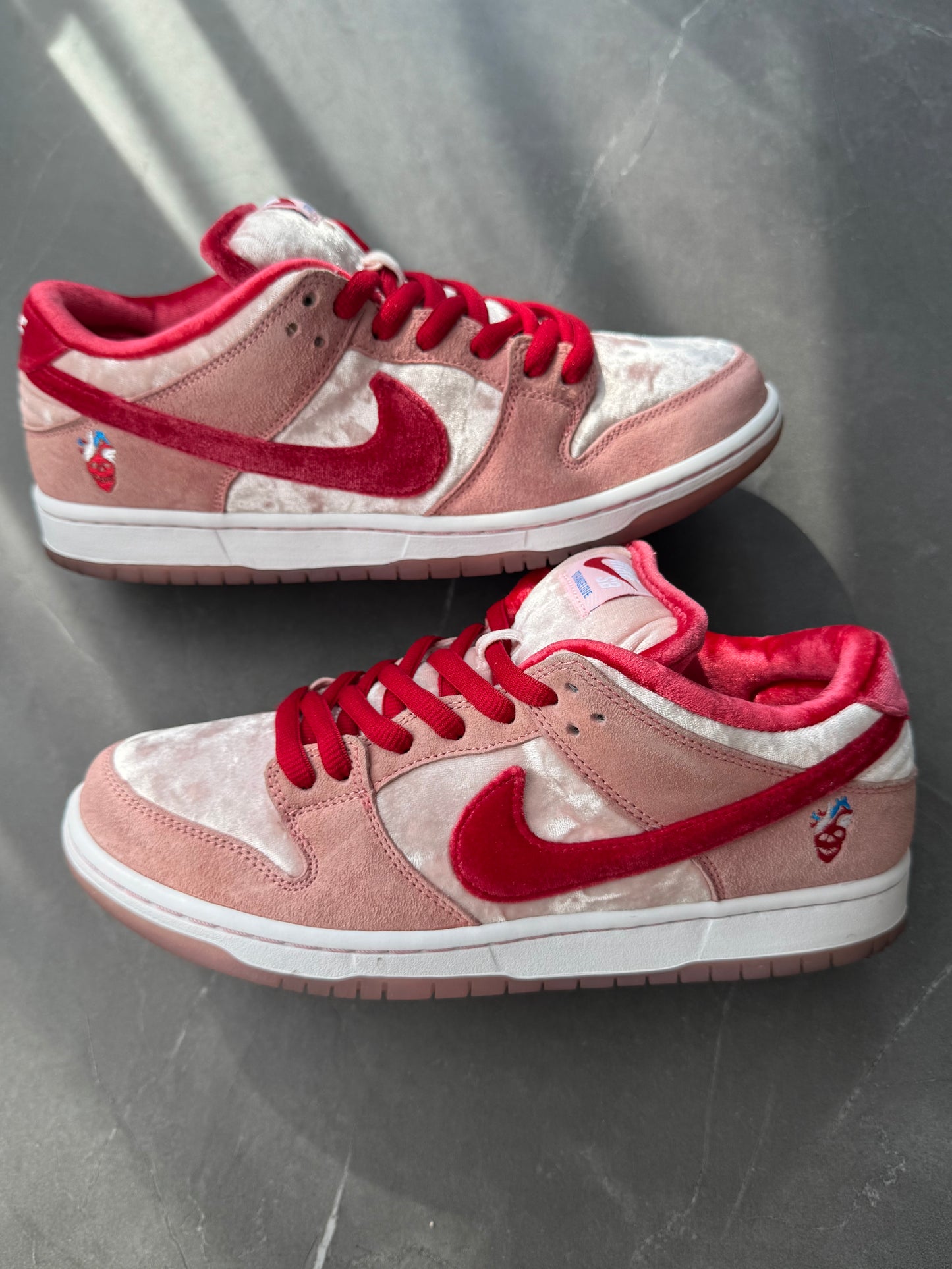 Dunk Low Pro SB Strange Love US8.5