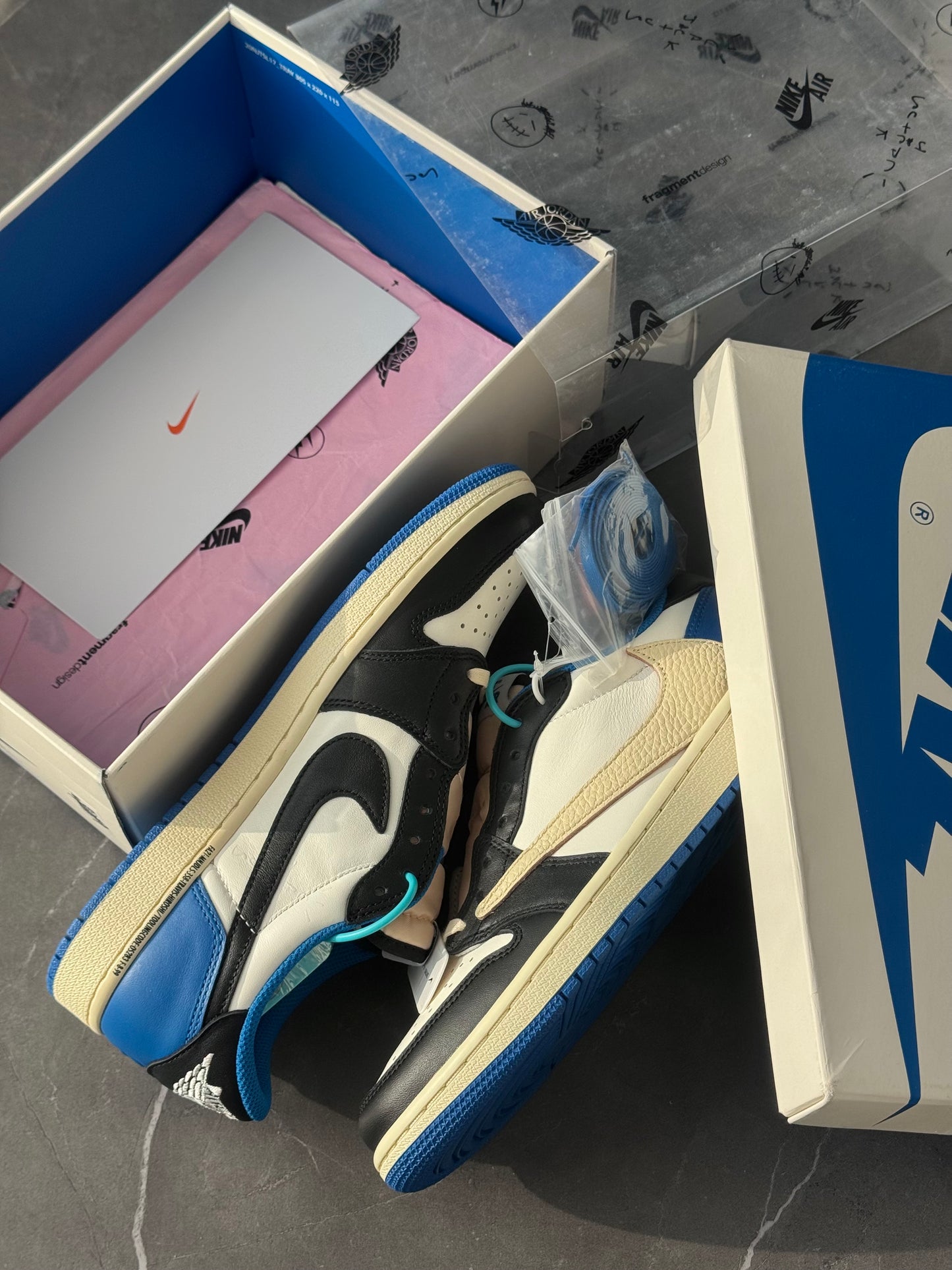 Air Jordan 1 Low Travis Scott Fragment Design US9