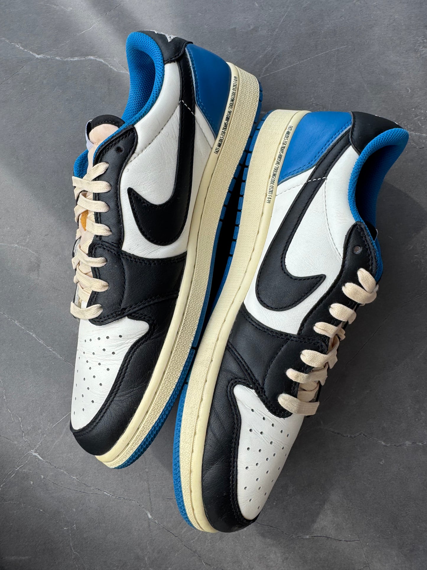 Air Jordan 1 Low Travis Scott Fragment Design US10