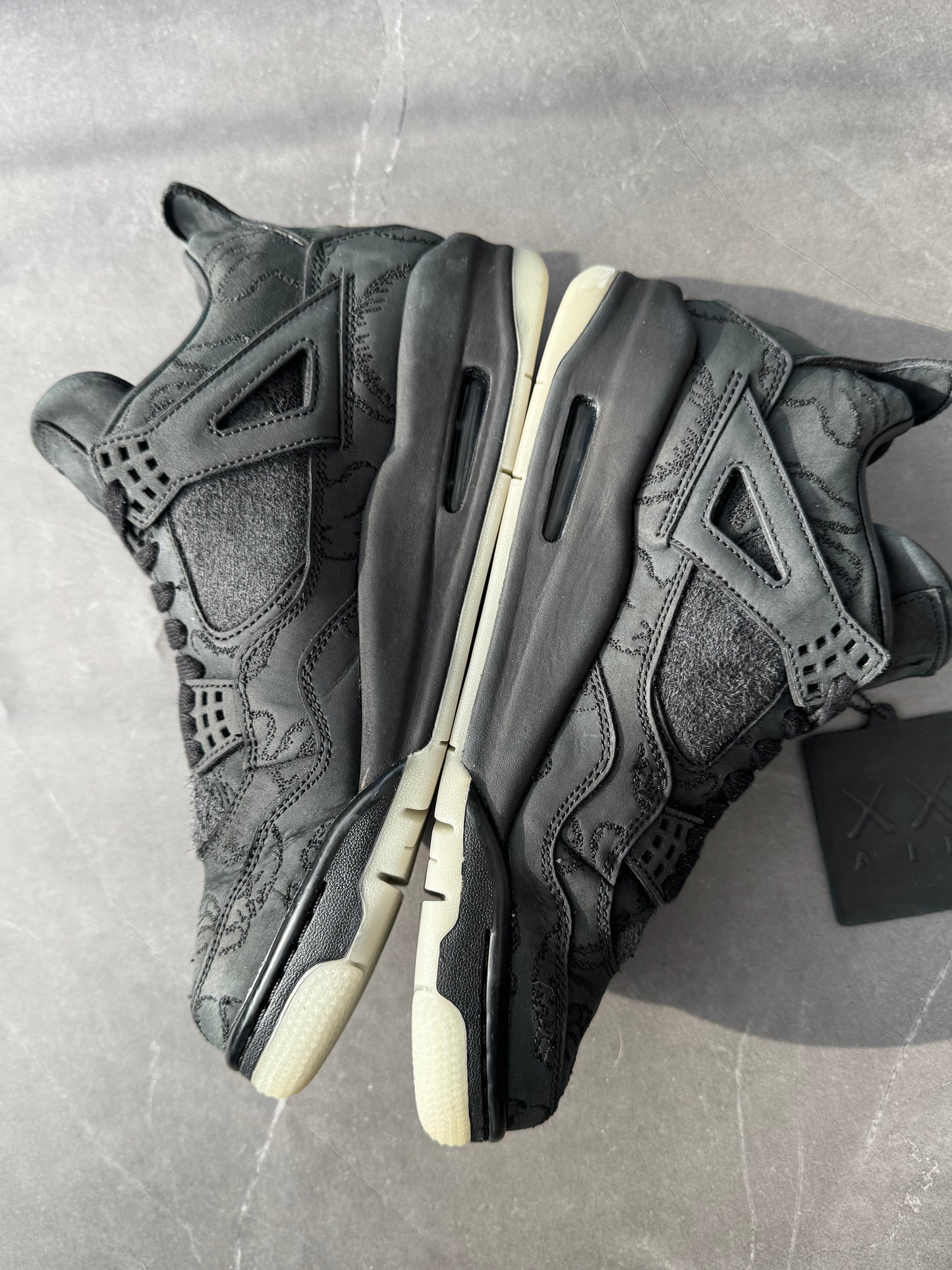Air Jordan 4 Kaws Black US8