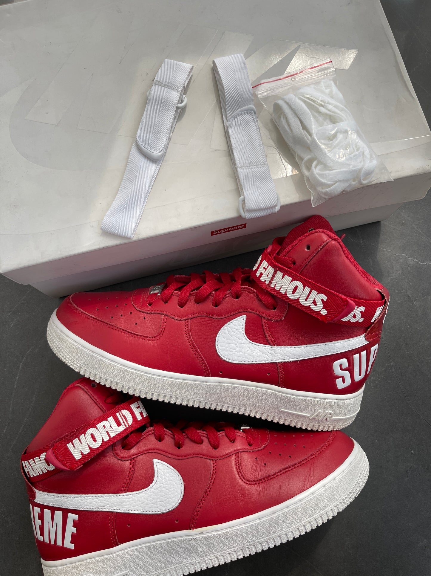 Air Force 1 High Supreme Red World Famous 2014 US10 Lot1