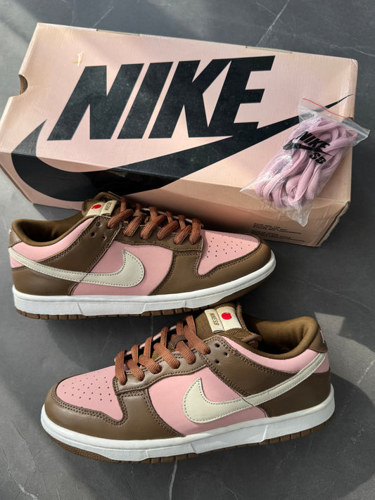 Dunk Low Pro SB Stussy Cherry 2005 US8.5