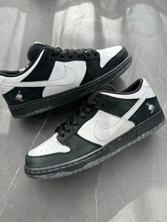 Dunk Low Pro SB Panda Pigeon US9.5