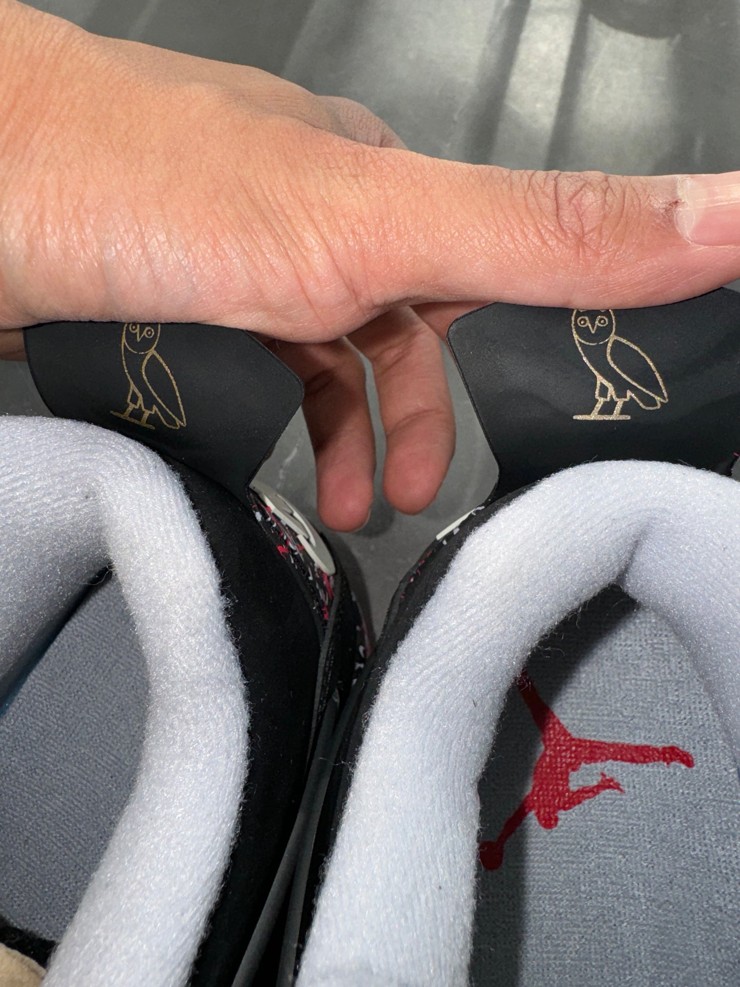 Air Jordan 4 OVO Drake Splatter 🦉