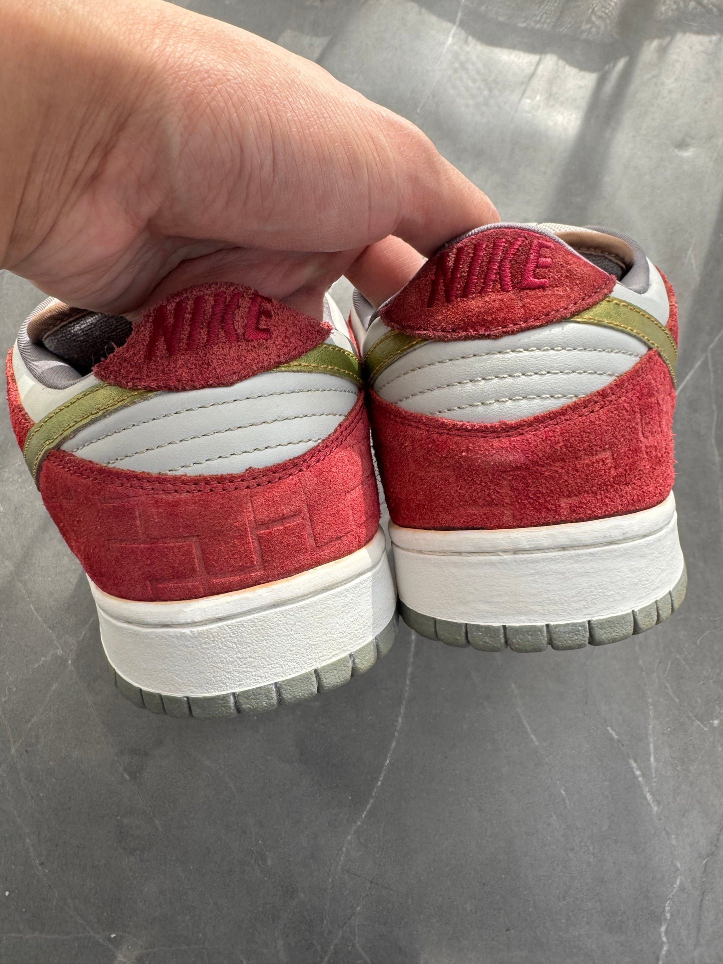 Dunk Low Pro SB Shanghai 2004 US11