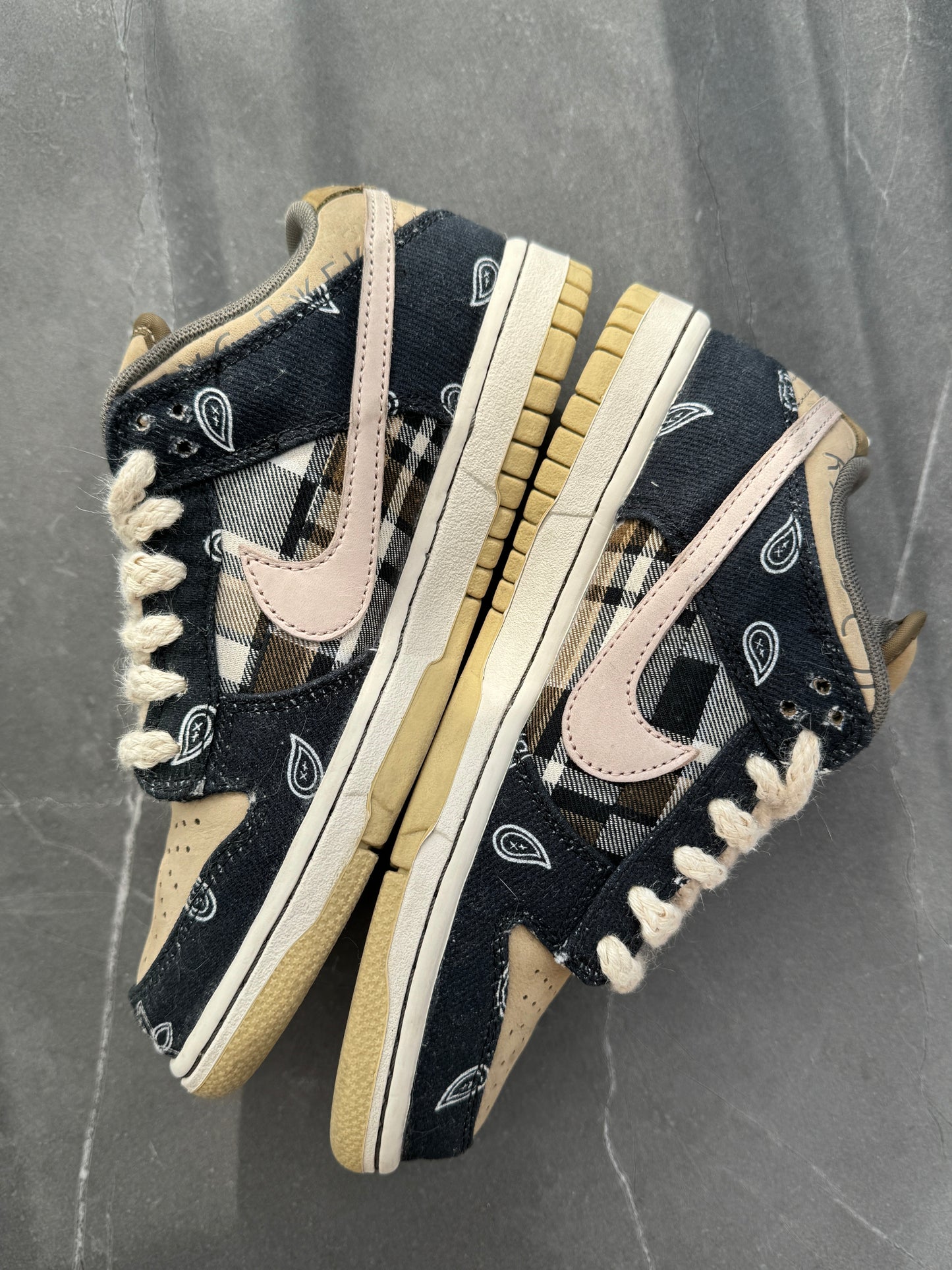 Dunk Low Pro SB Travis Scott US4