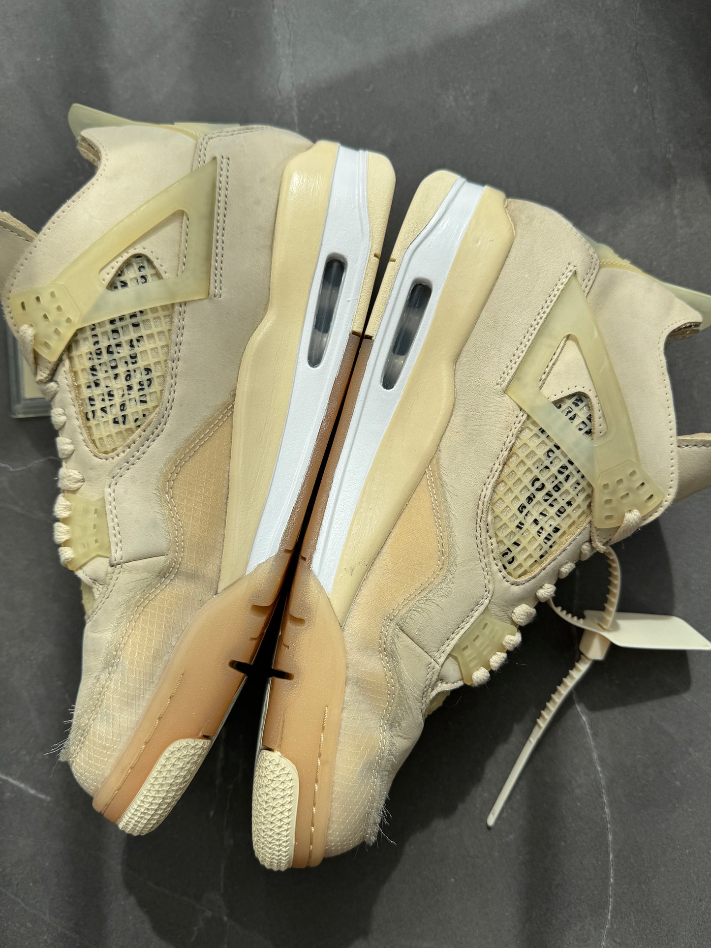 Air Jordan 4 Off-White Sail US9.5M