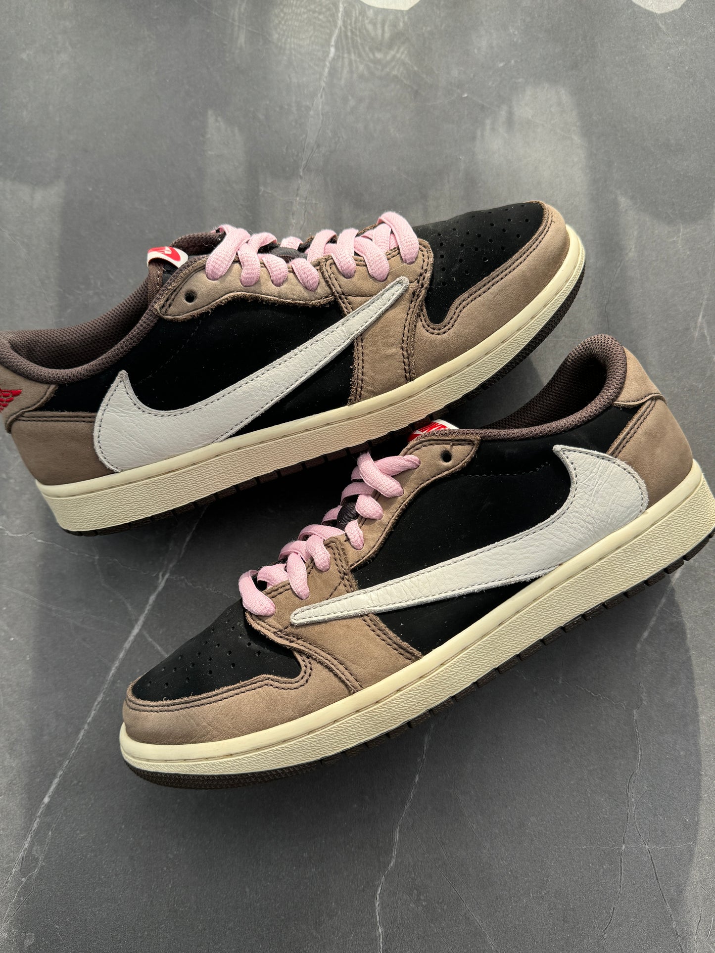 Air Jordan 1 Low Travis Scott Mocha US9