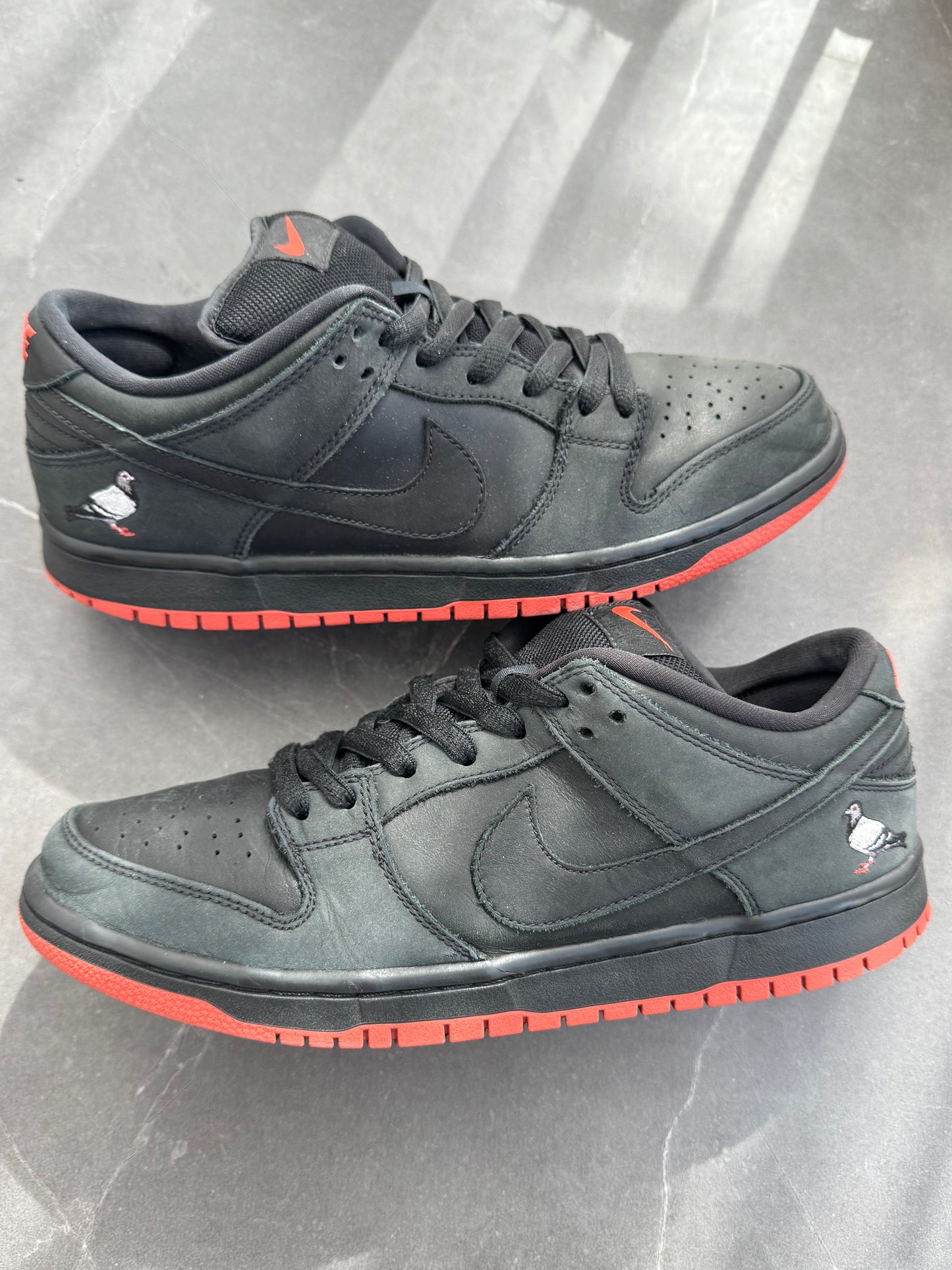 Dunk Low Pro SB Black Pigeon 2017 US10