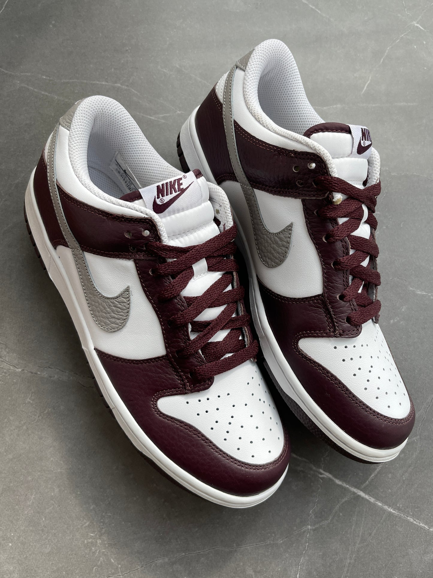 Dunk Low Deep Burgundy Sliver 2011