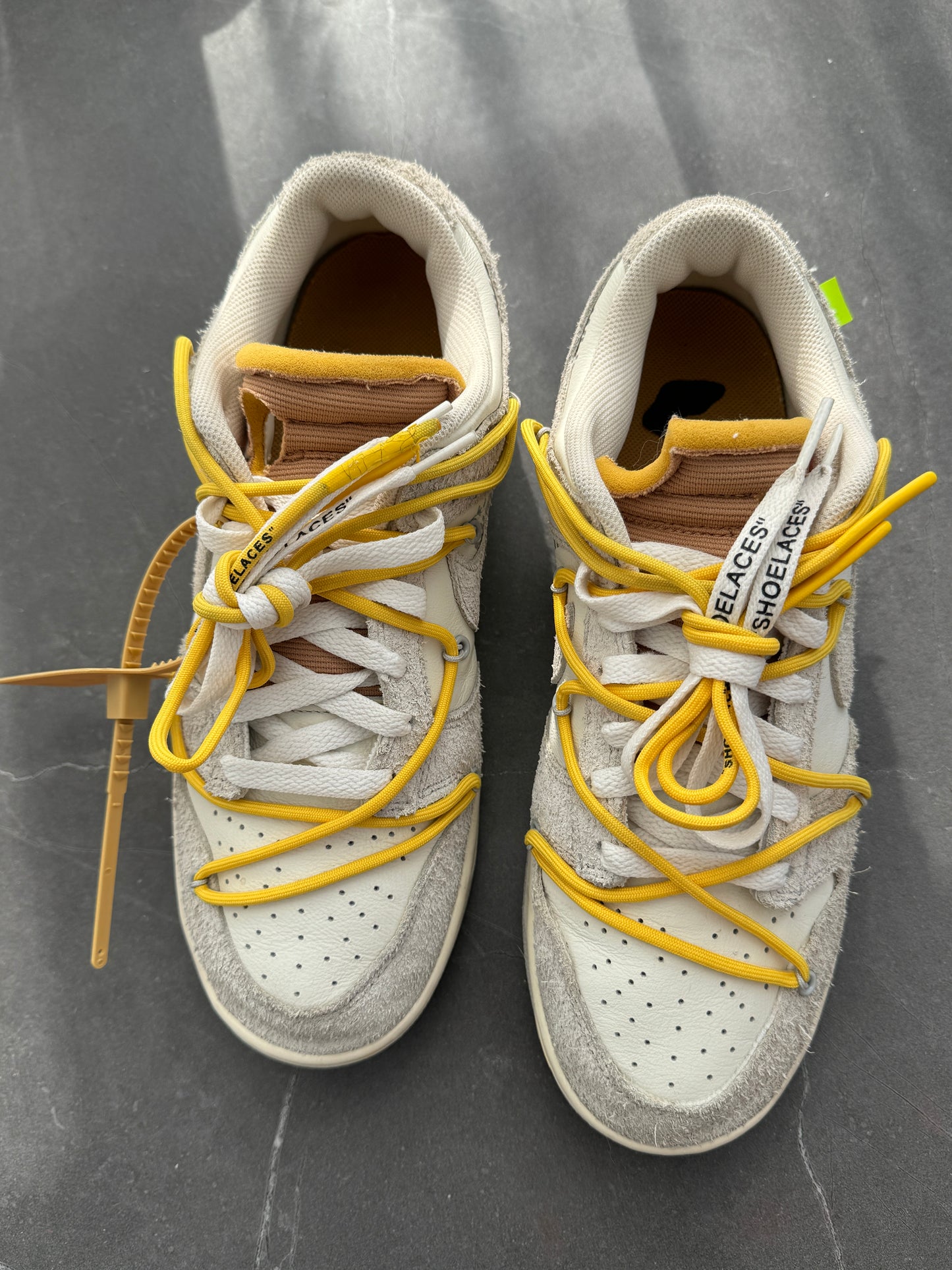 Dunk Low Off-White Lot29