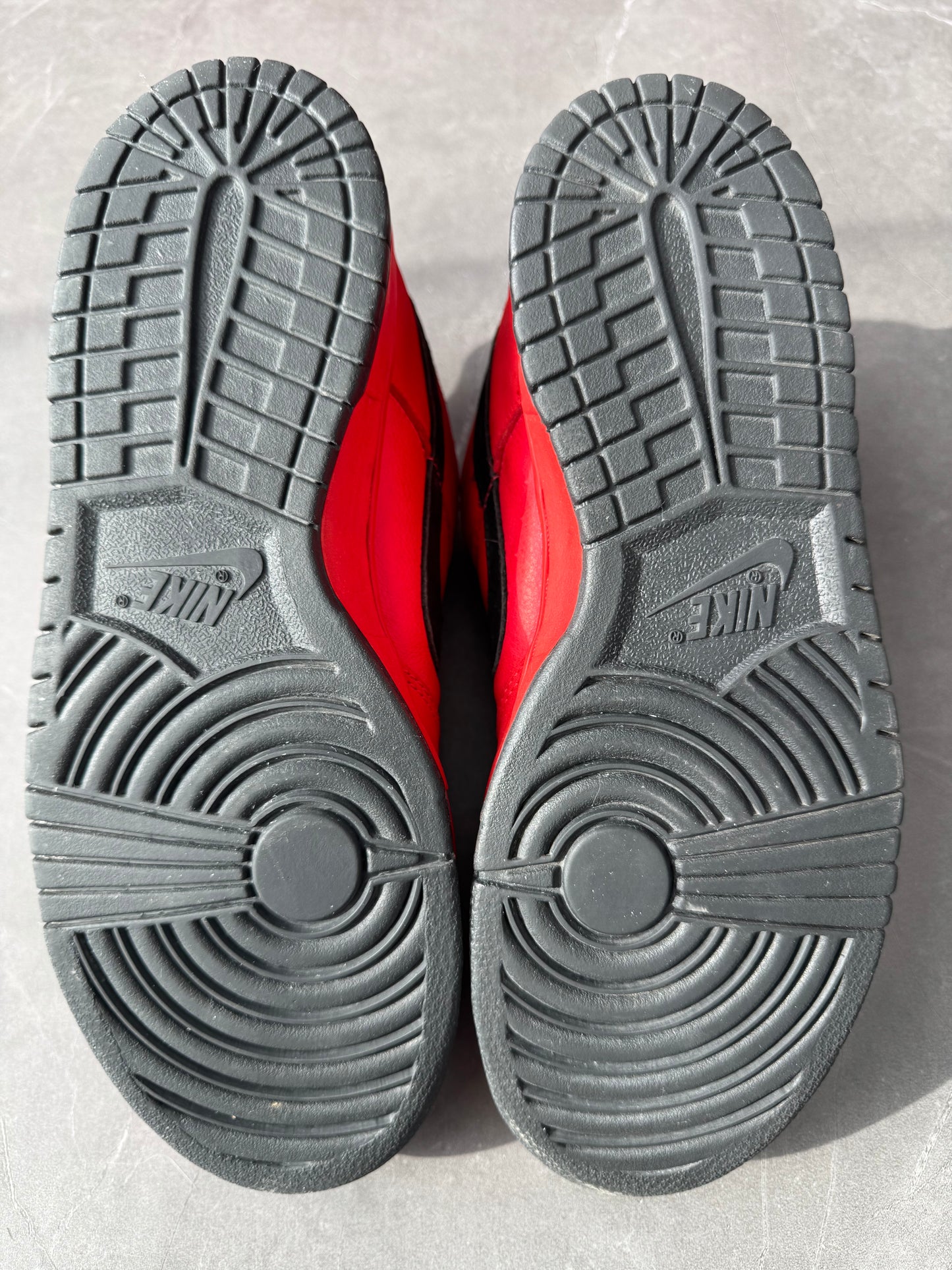 Dunk Low Pro SB True Red 2003