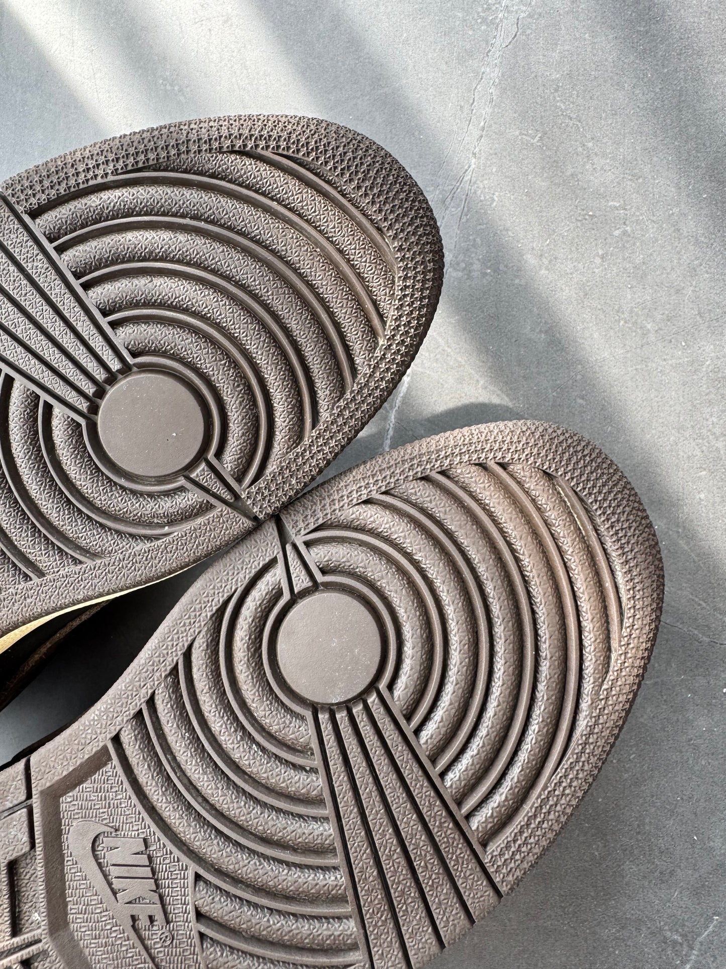 Air Jordan 1 Low Travis Scott Mocha US9.5