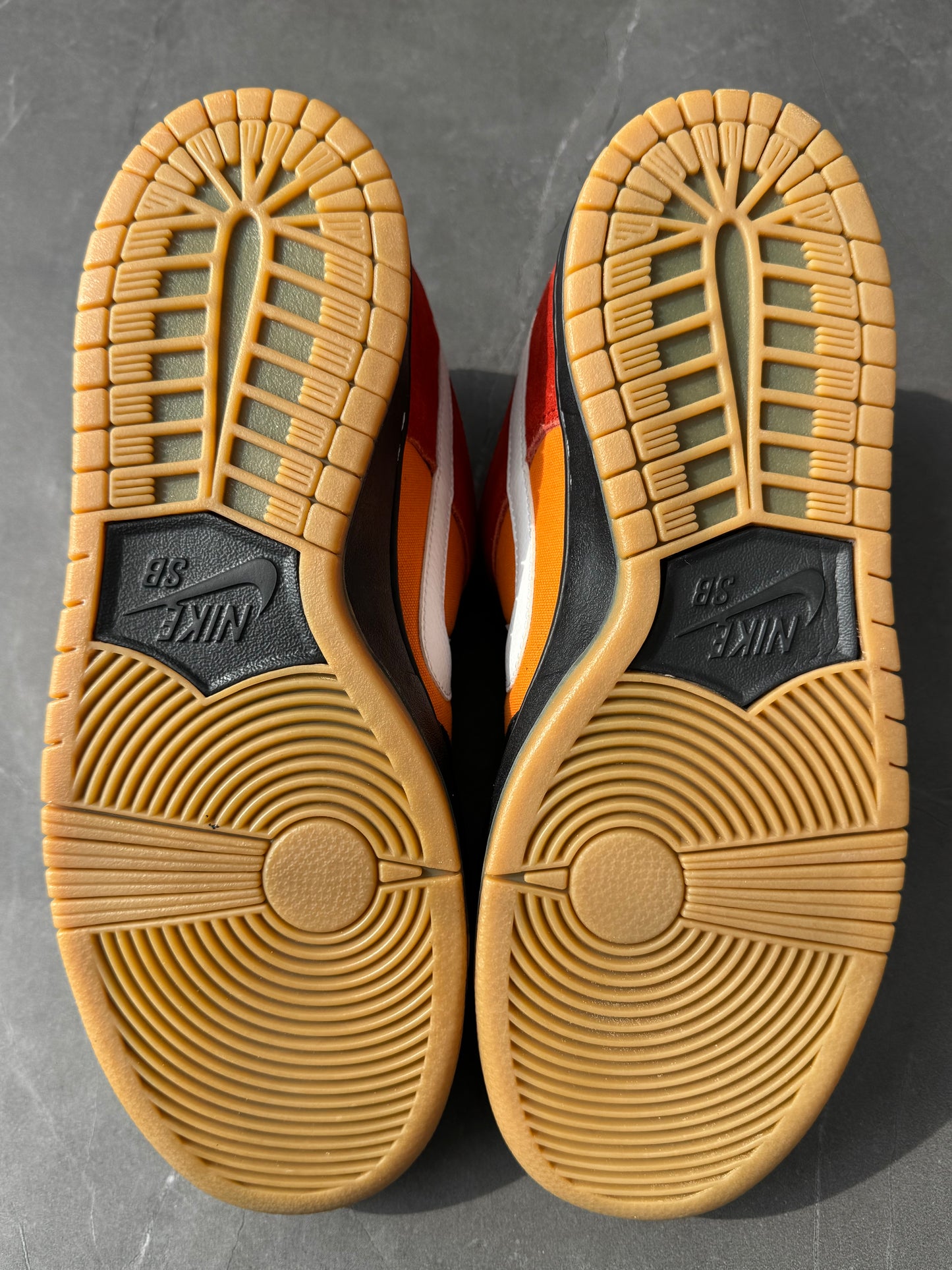 Dunk Low Pro SB Un-Raygun 2015