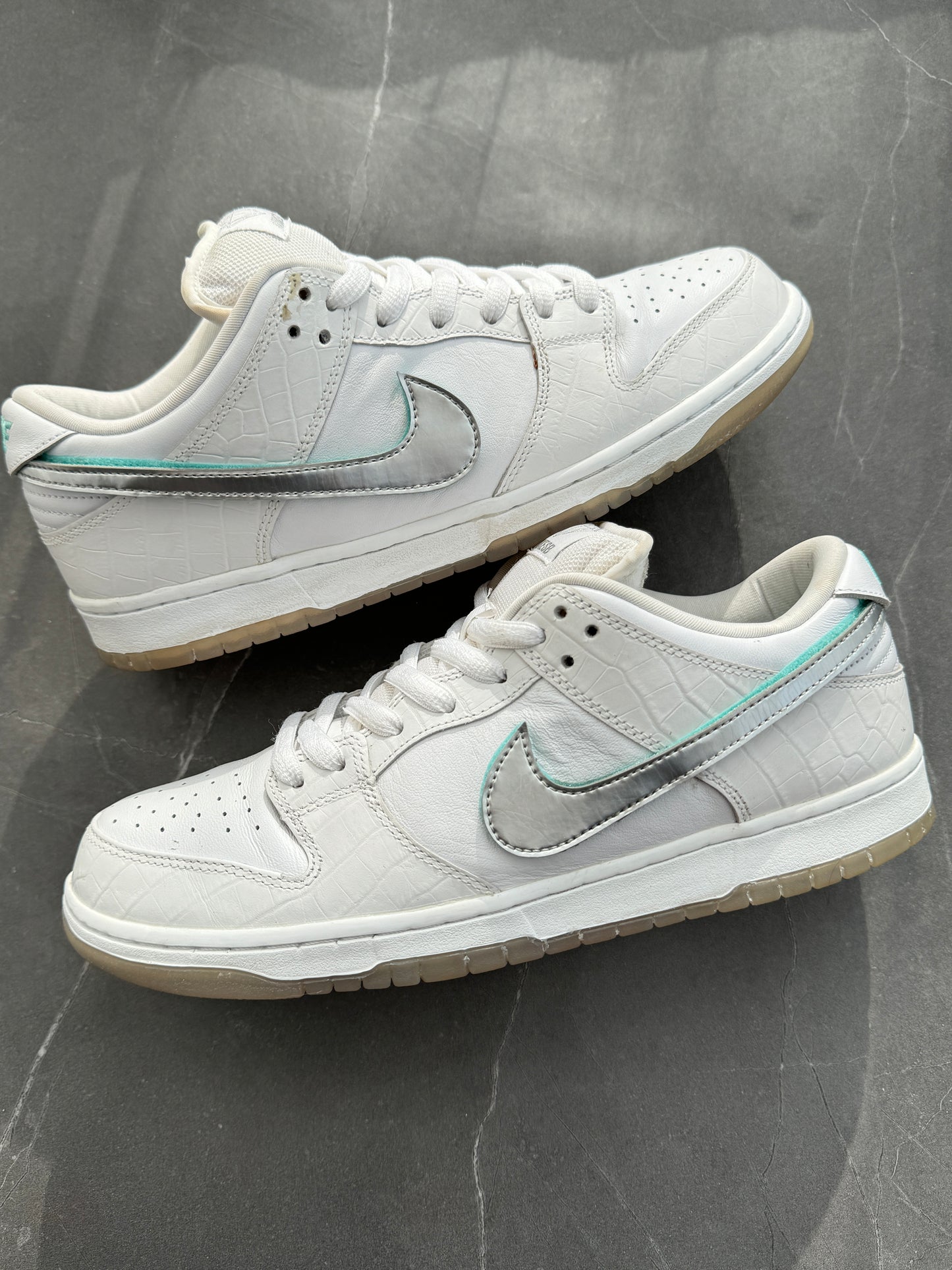 Dunk Low Pro SB White Diamond