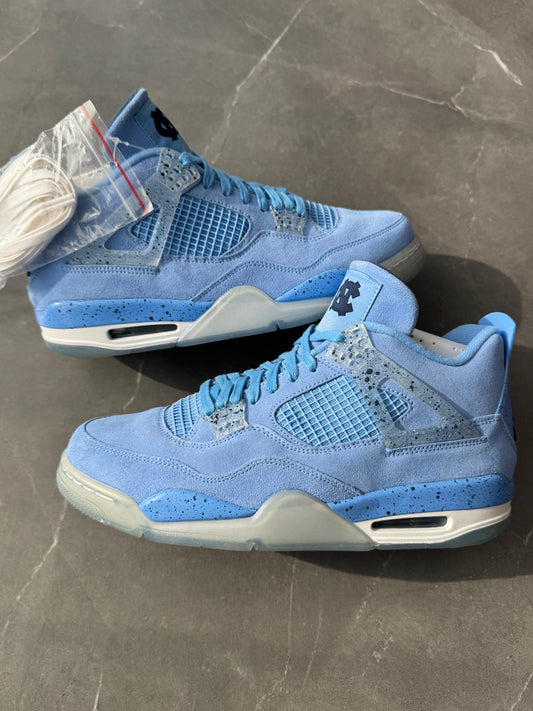 Air Jordan 4 UNC PE