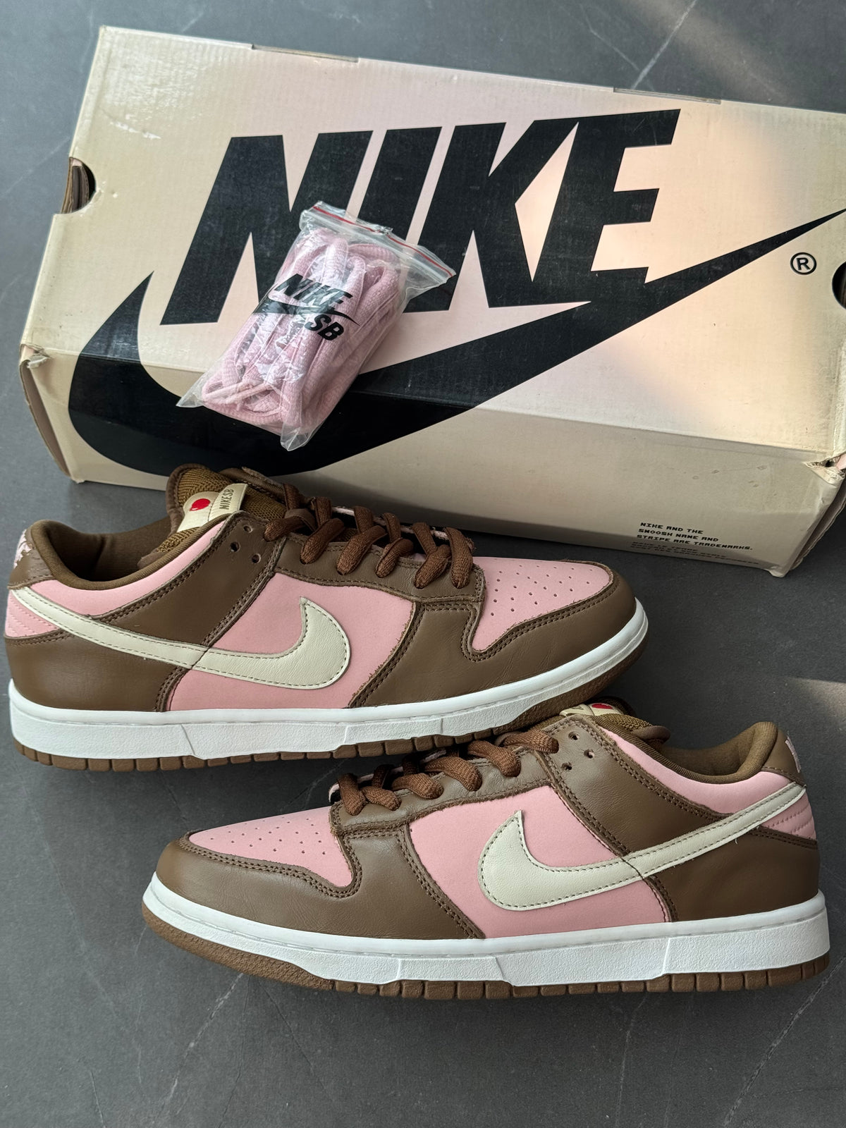 Dunk Low Pro SB Stussy Cherry 2005 US9