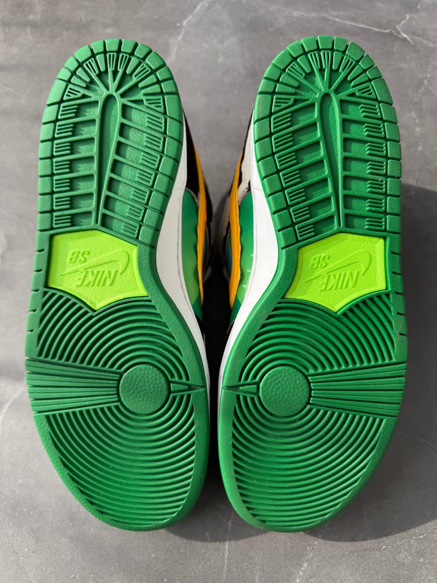 Dunk Low Pro SB Ben Jerry‘s Chunky Dunky US9