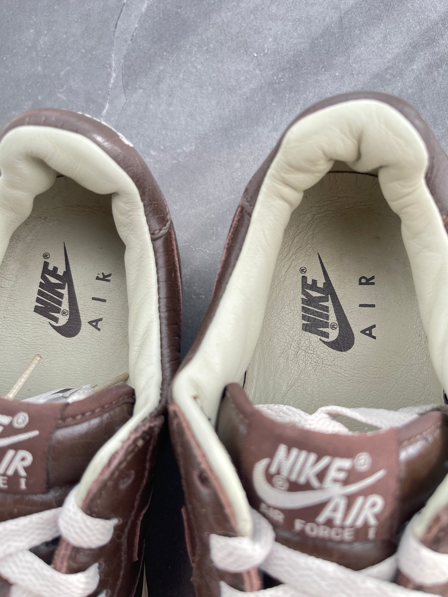 Air Force 1 Low HTM Baroque Brown "Friends & Family" 2004