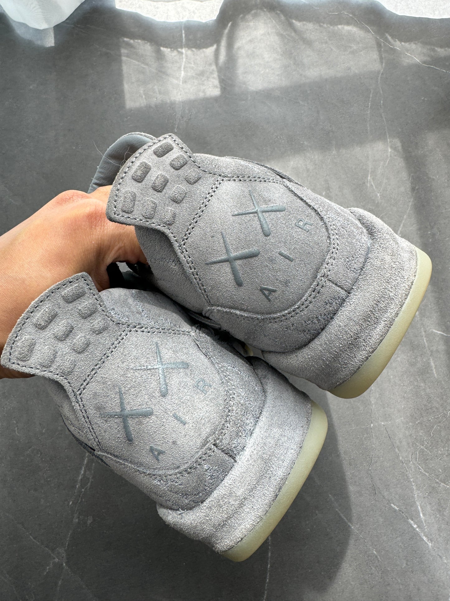 Air Jordan 4 Kaws Grey US8