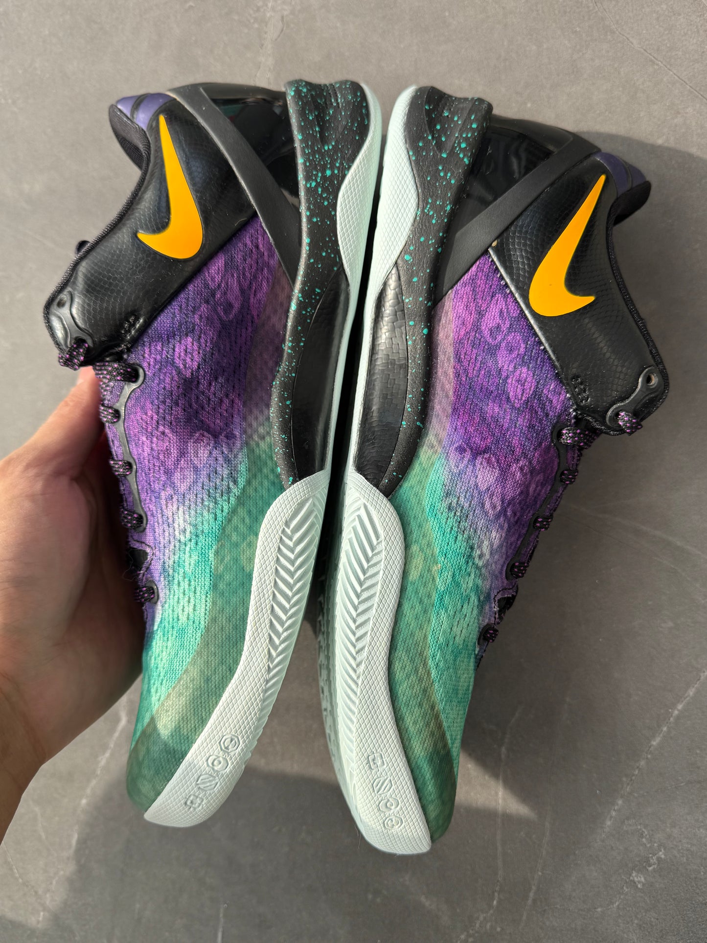 Nike Kobe 8 Easter 2013