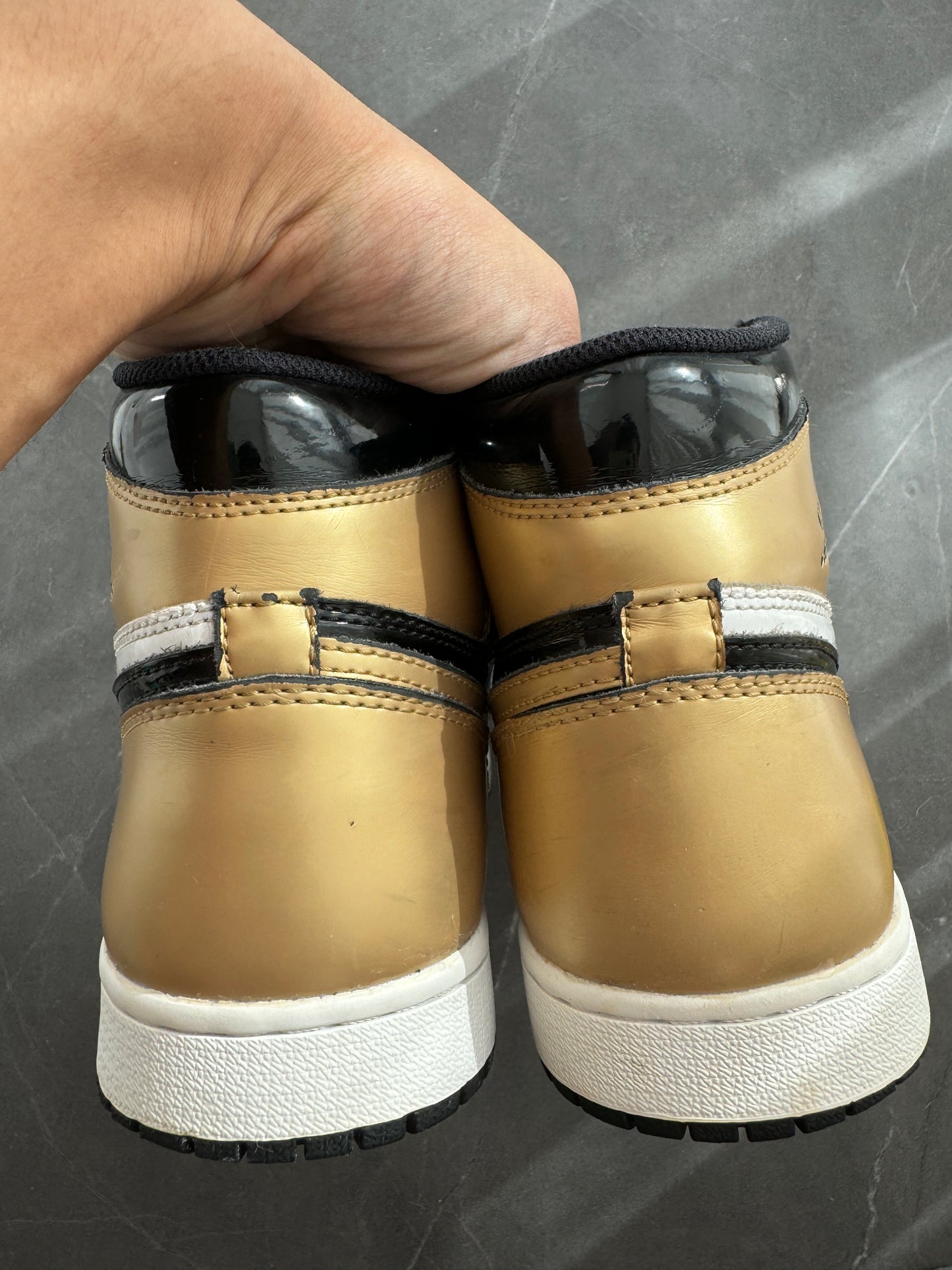 Air Jordan 1 High Gold Toe