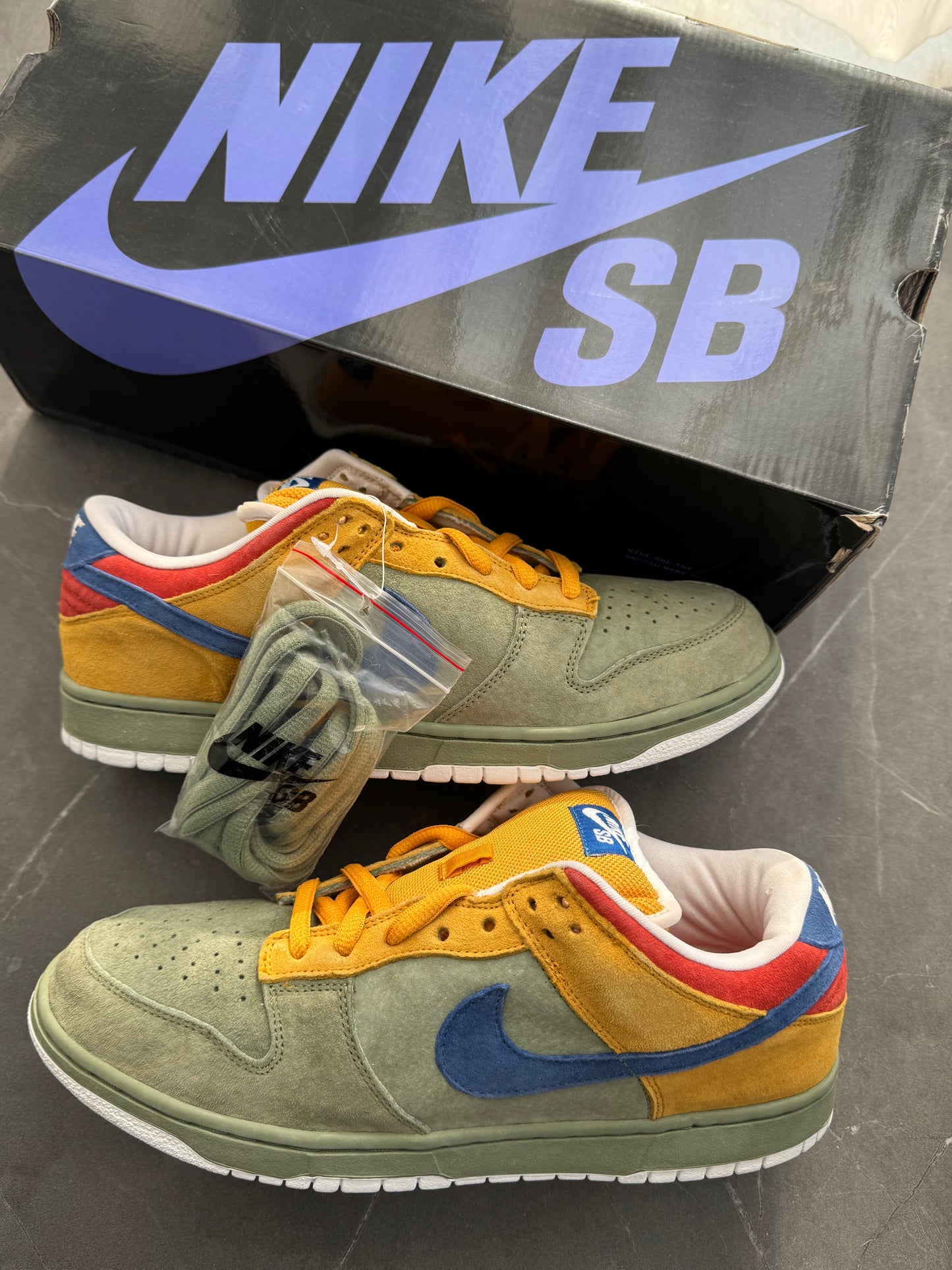 Dunk Low Premium SB Puff N Stuff 2007