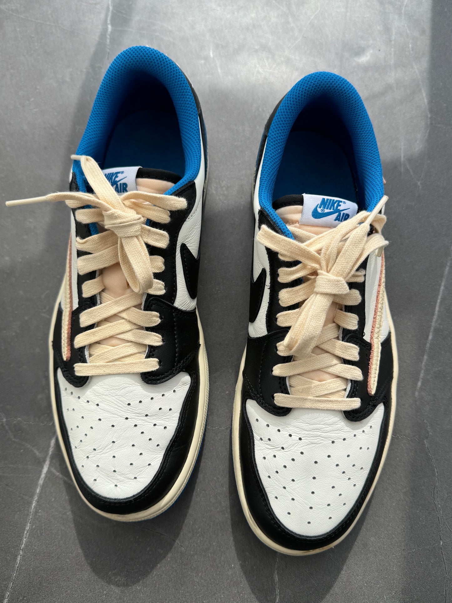 Air Jordan 1 Low Travis Scott Fragment Design US9 Lot1