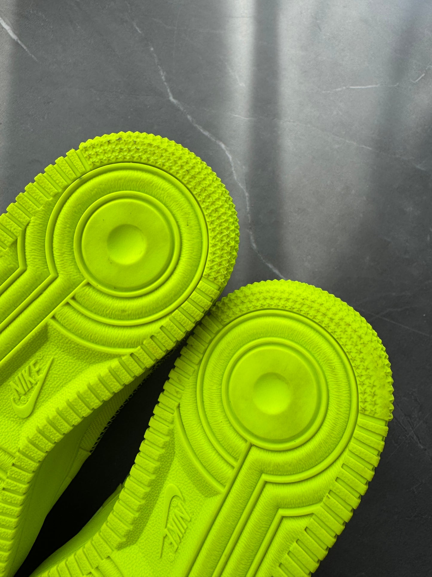 Air Force 1 Low Off-White Volt Sample US5.5