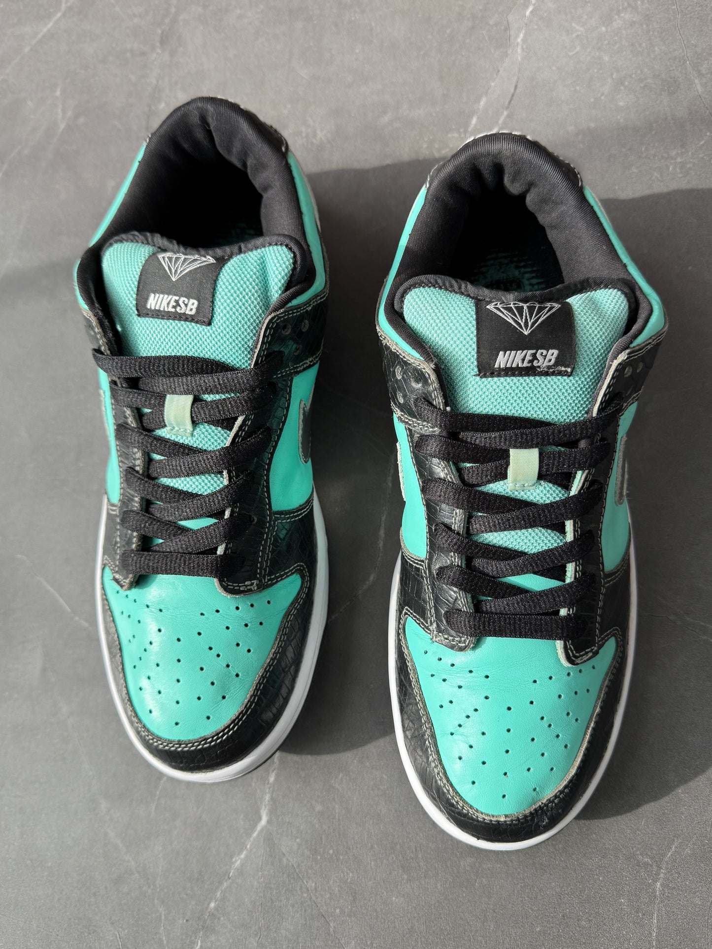 Dunk Low Pro SB Diamond Tiffany US10