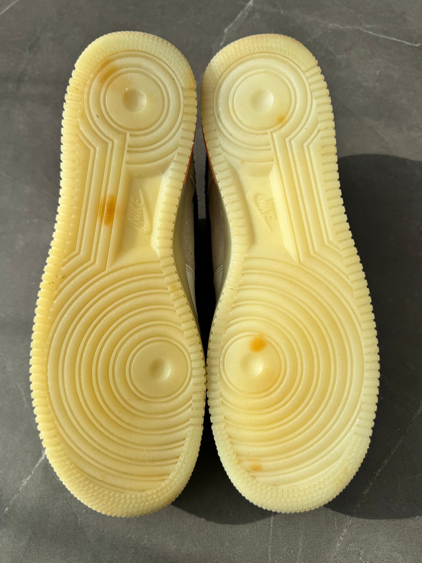 Air Force 1 Low Supreme Year Of The Rabbit 2011