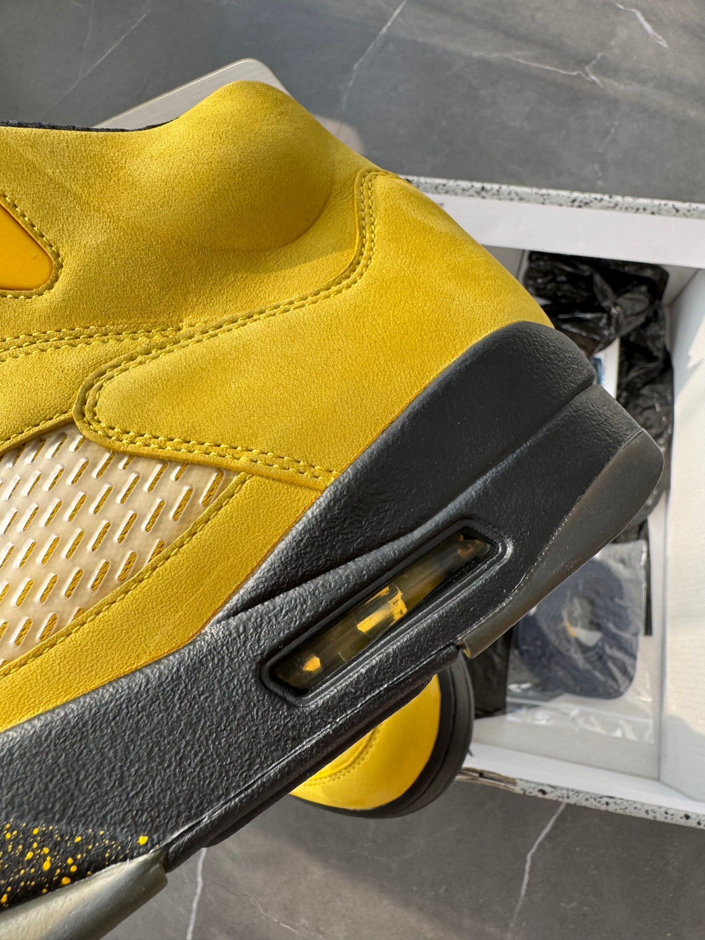Air Jordan 5 Michigan "Fab Five" PE